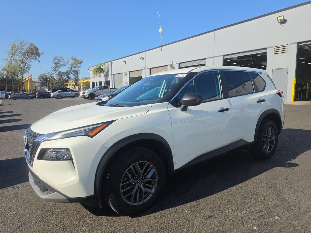 nissan rogue 2023 5N1BT3AA6PC890985 image nissan rogue 2023 5N1BT3AA6PC890985 image