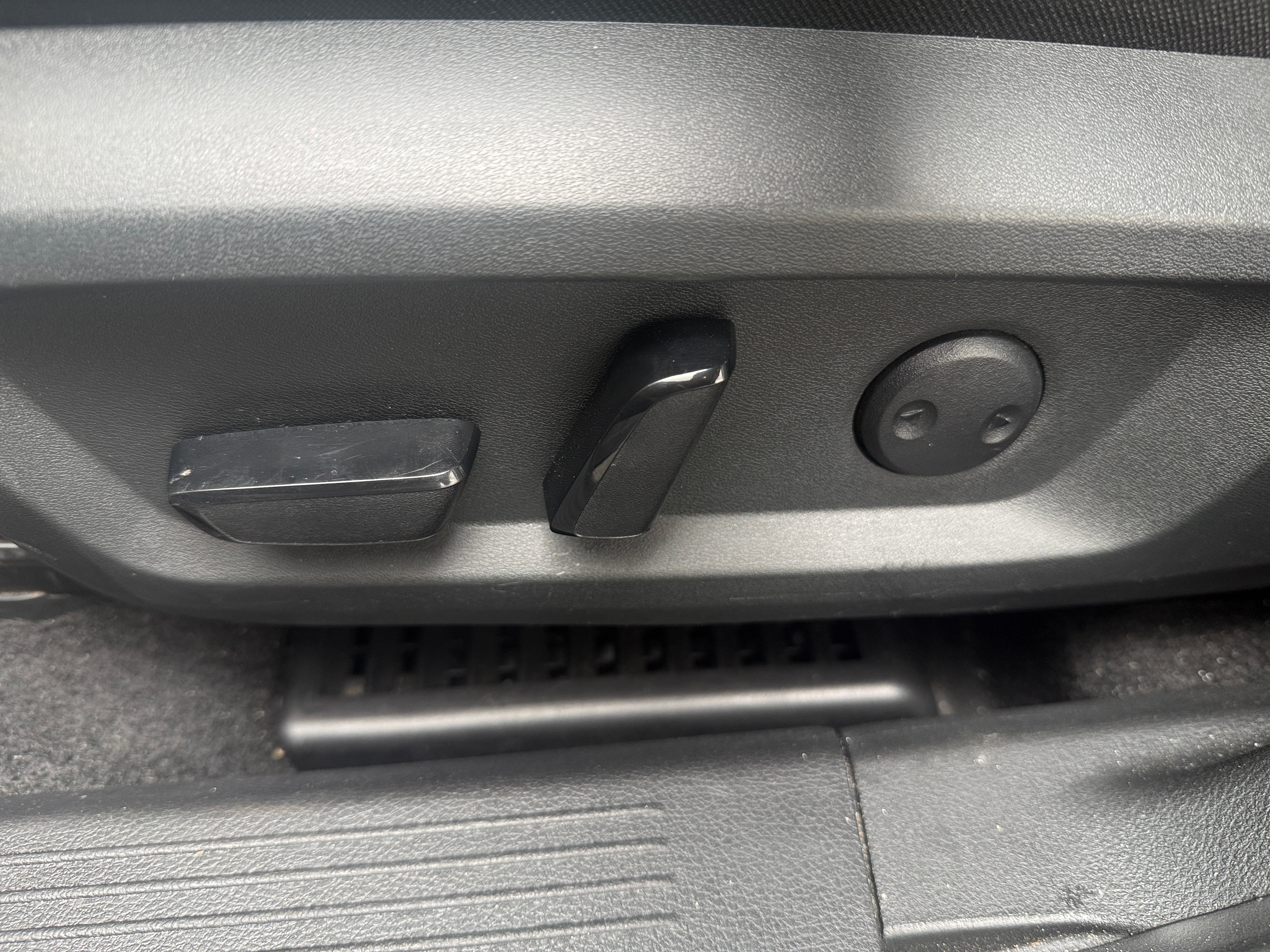 nissan rogue 2023 5N1BT3BBXPC823877 image nissan rogue 2023 5N1BT3BBXPC823877 image
