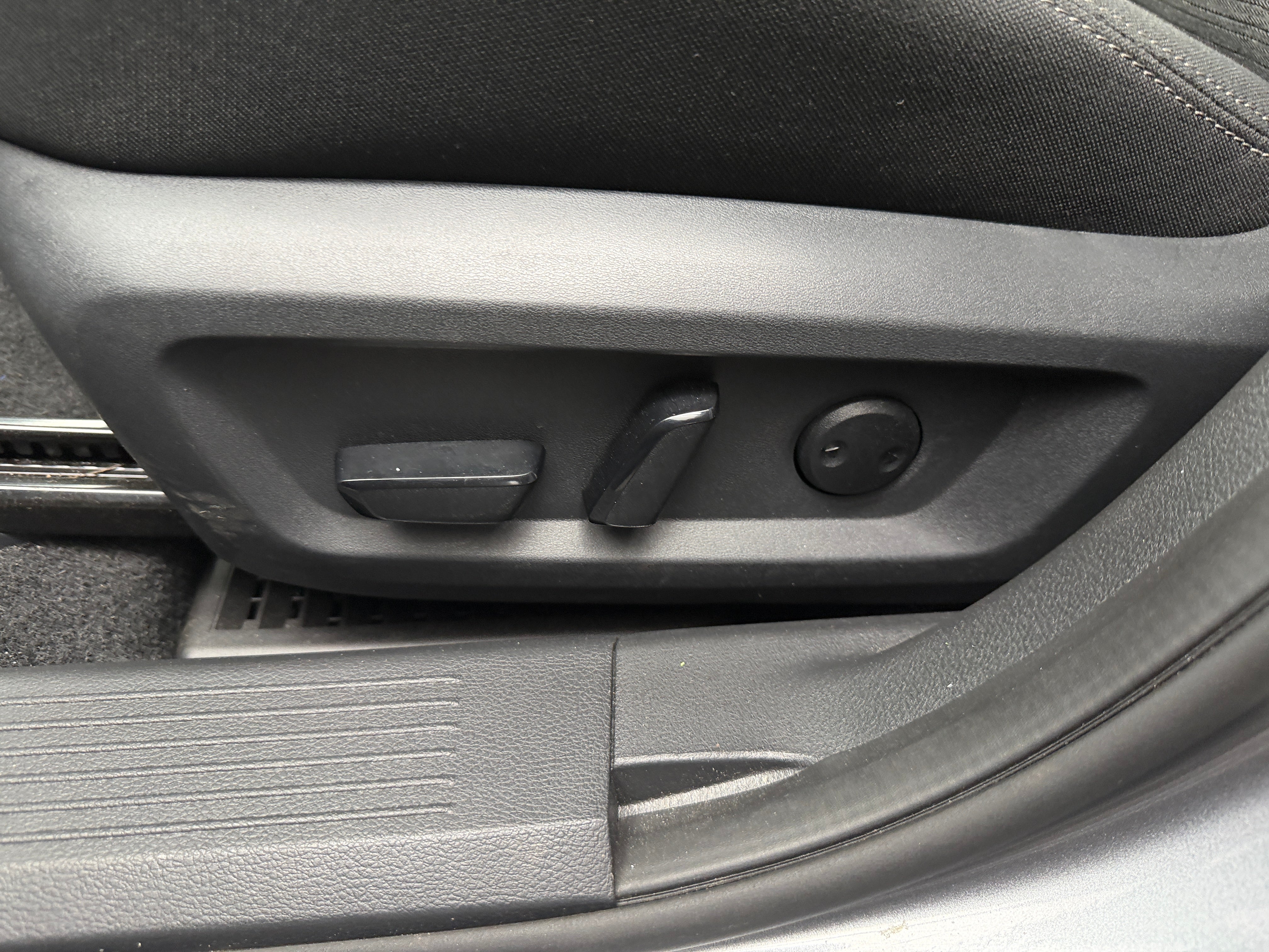 nissan rogue 2023 5N1BT3BB6PC820670 image nissan rogue 2023 5N1BT3BB6PC820670 image