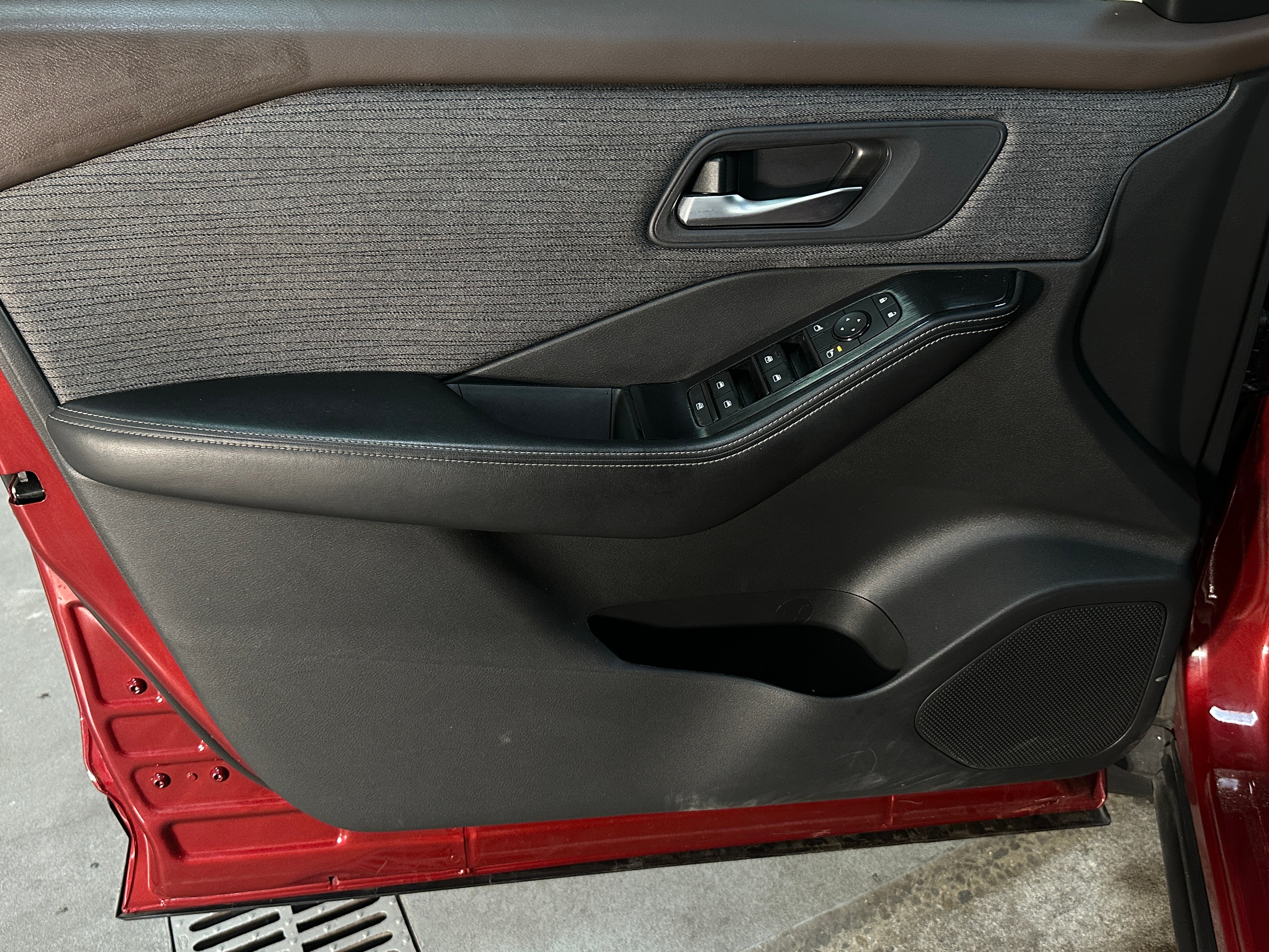 nissan rogue 2023 5N1BT3BB4PC679680 image nissan rogue 2023 5N1BT3BB4PC679680 image