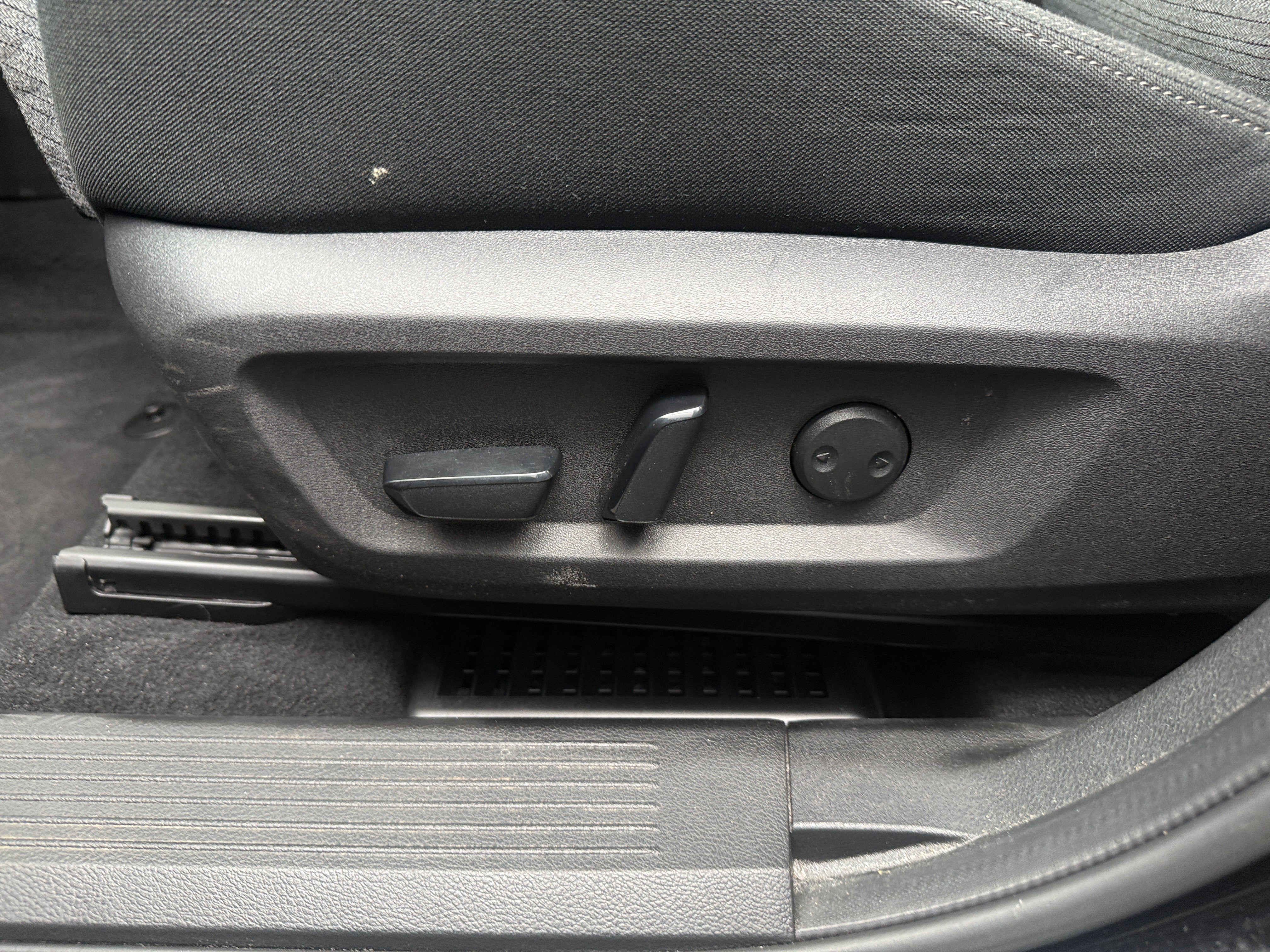 nissan rogue 2023 JN8BT3BB5PW473260 image nissan rogue 2023 JN8BT3BB5PW473260 image