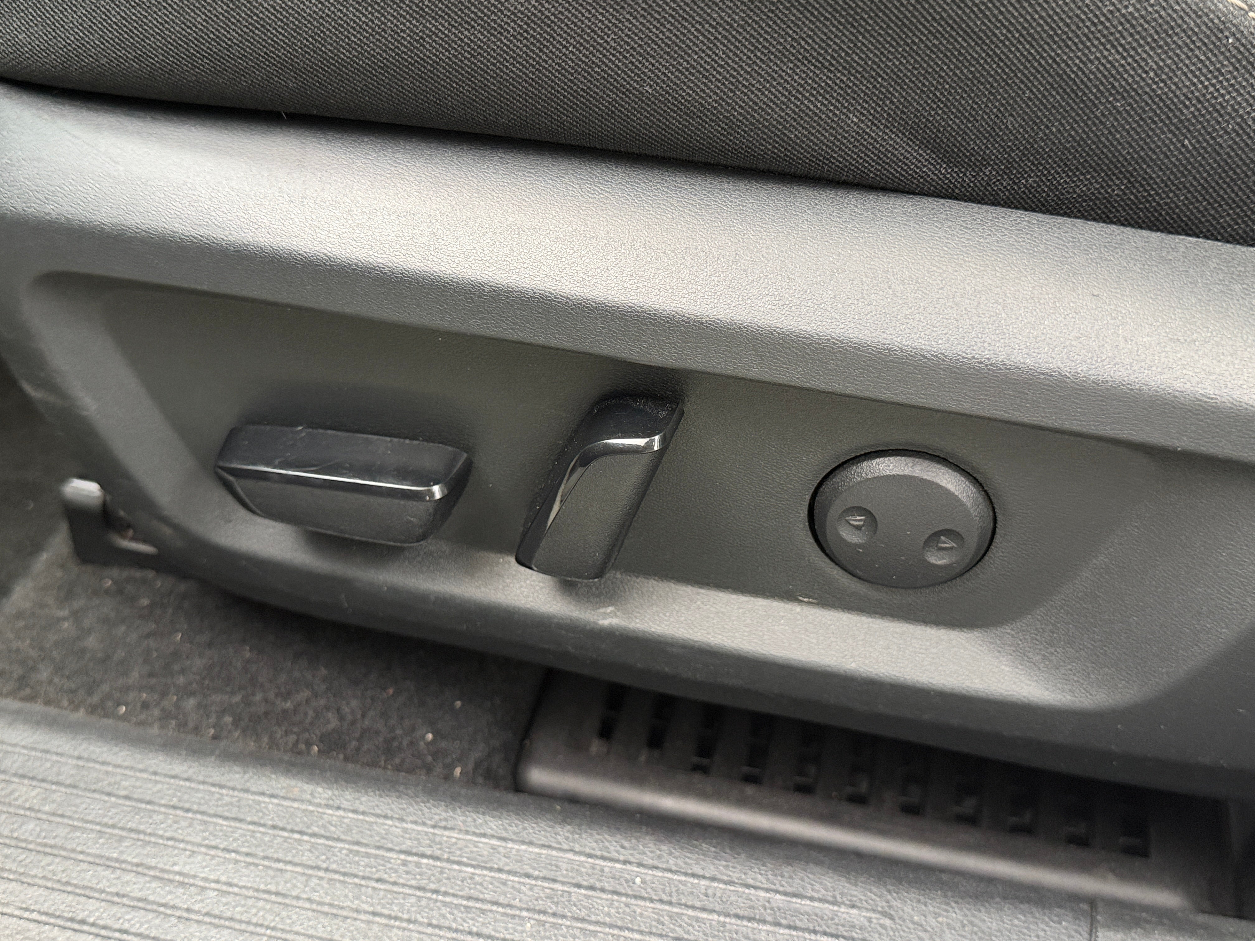 nissan rogue 2023 5N1BT3BA7PC680782 image nissan rogue 2023 5N1BT3BA7PC680782 image