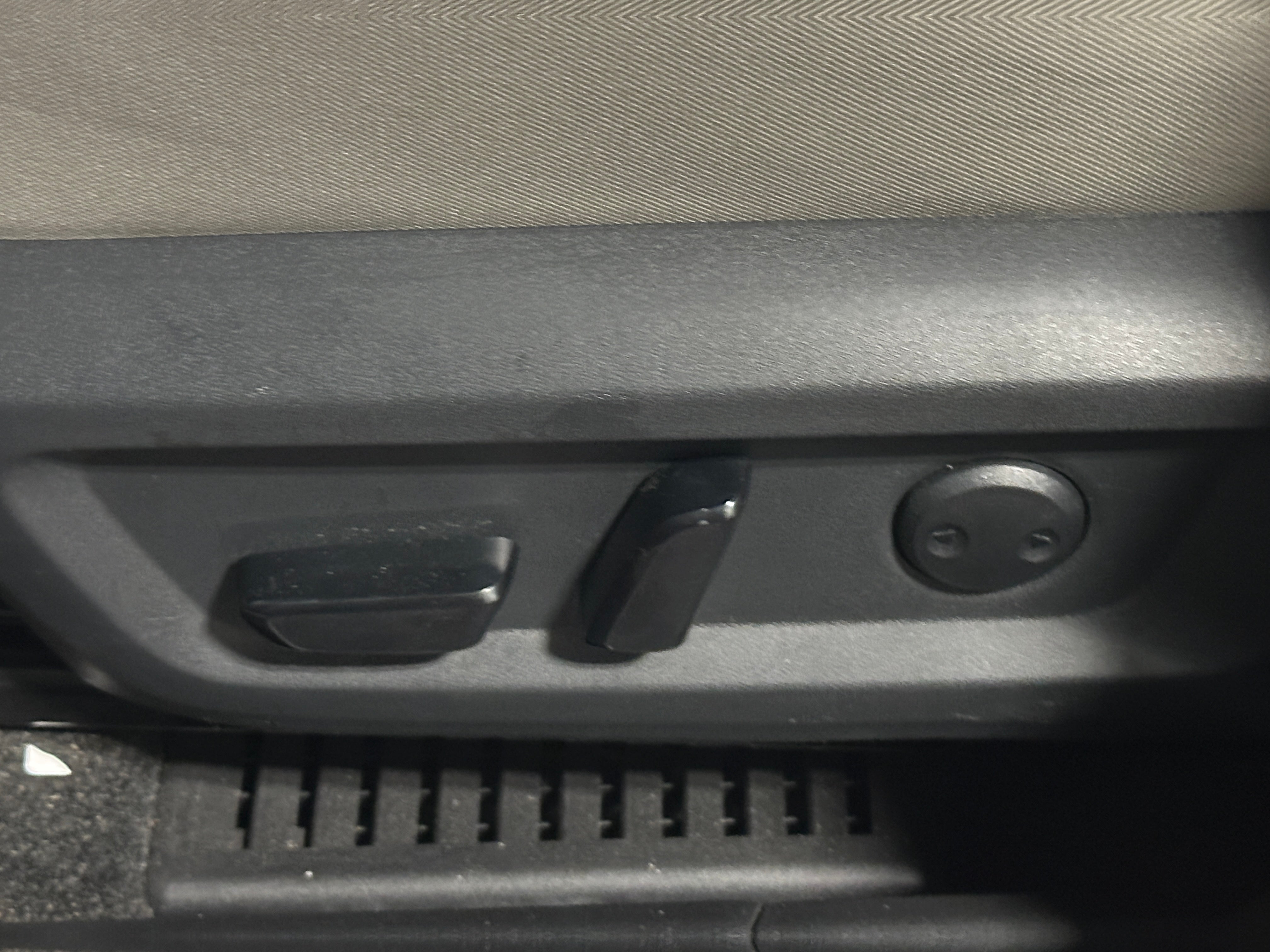nissan rogue 2023 5N1BT3BA3PC818124 image nissan rogue 2023 5N1BT3BA3PC818124 image