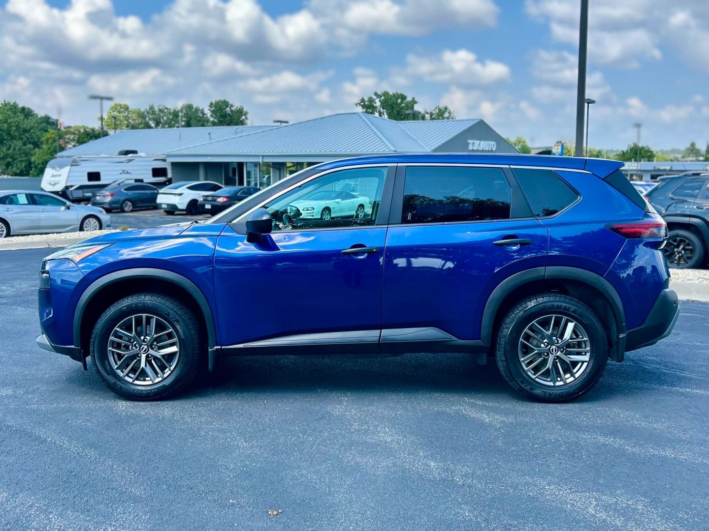 nissan rogue 2023 5N1BT3AB7PC737850 image nissan rogue 2023 5N1BT3AB7PC737850 image