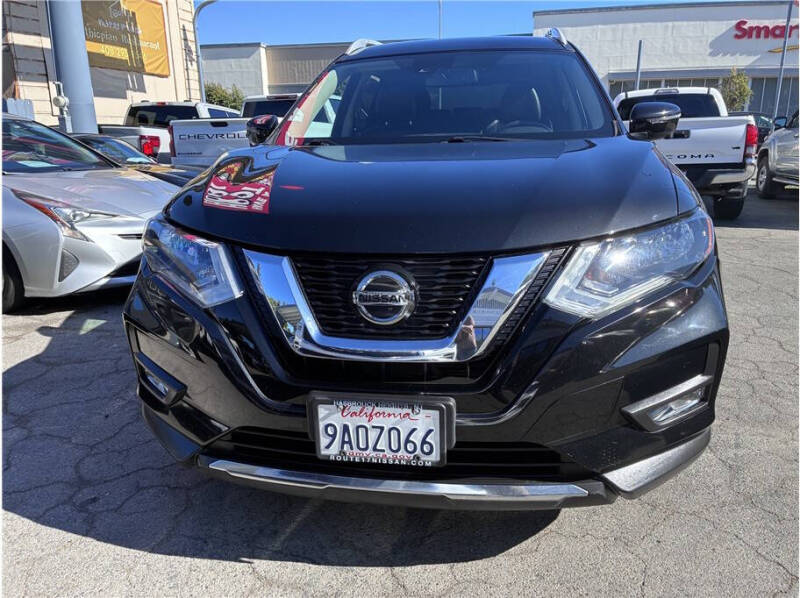 nissan rogue 2019 5N1AT2MV0KC805555 image nissan rogue 2019 5N1AT2MV0KC805555 image