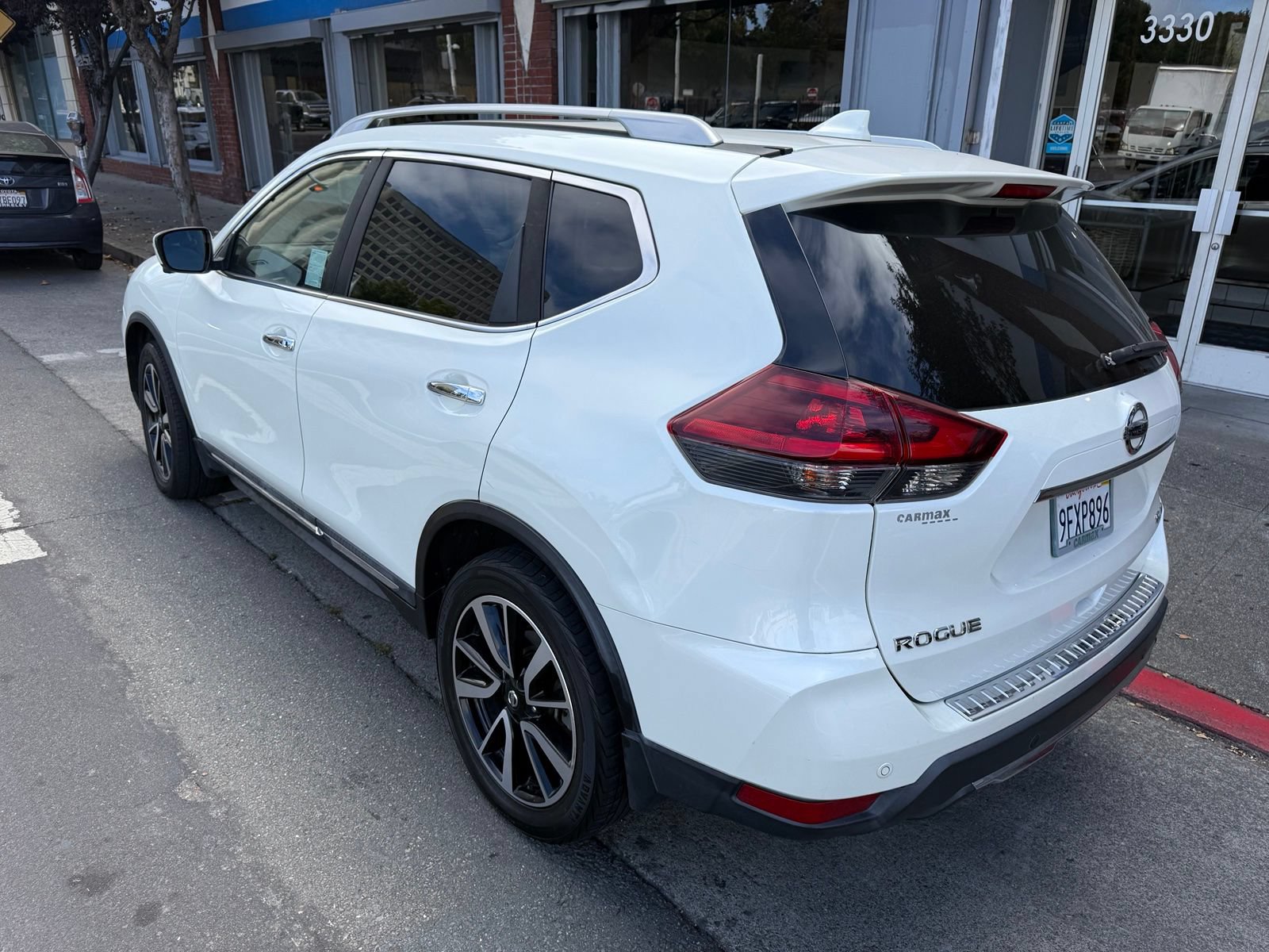 nissan rogue 2019 5N1AT2MV8KC799326 image nissan rogue 2019 5N1AT2MV8KC799326 image