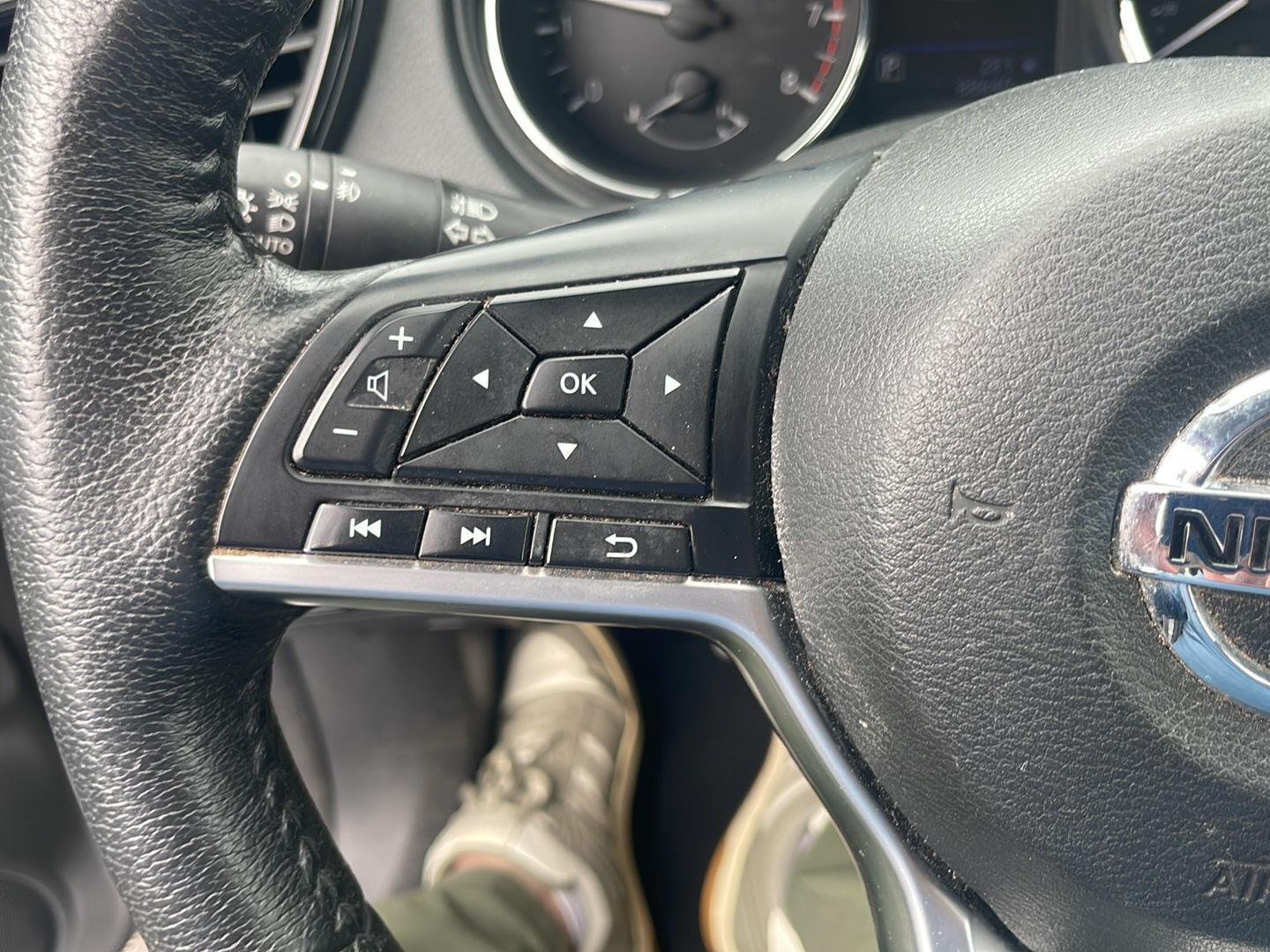 nissan rogue 2019 5N1AT2MV1KC724757 image nissan rogue 2019 5N1AT2MV1KC724757 image