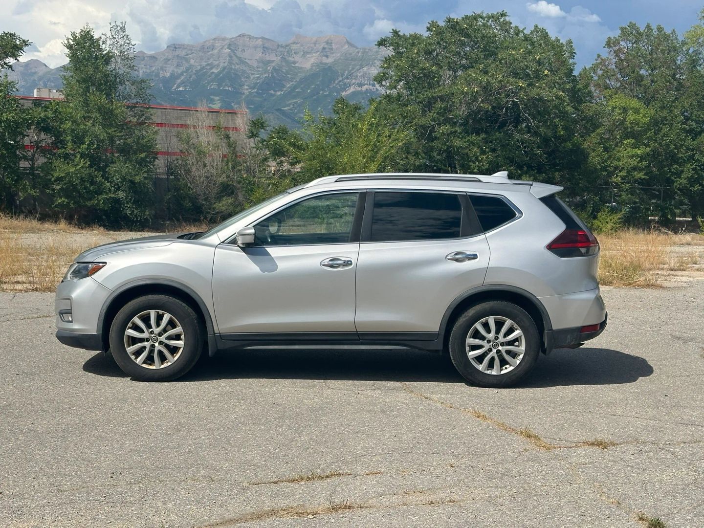 nissan rogue 2018 JN8AT2MV1JW308245 image nissan rogue 2018 JN8AT2MV1JW308245 image