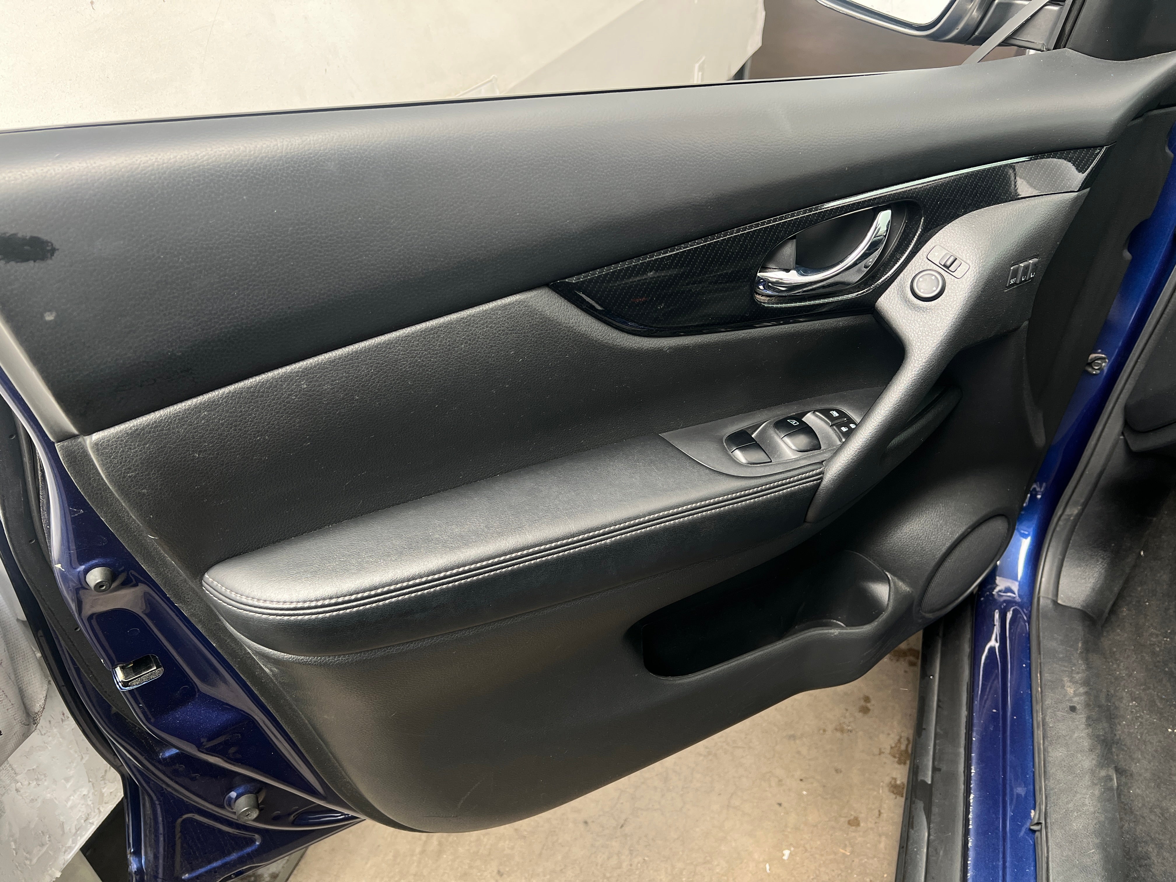 nissan rogue 2018 5N1ET2MV0JC849460 image nissan rogue 2018 5N1ET2MV0JC849460 image