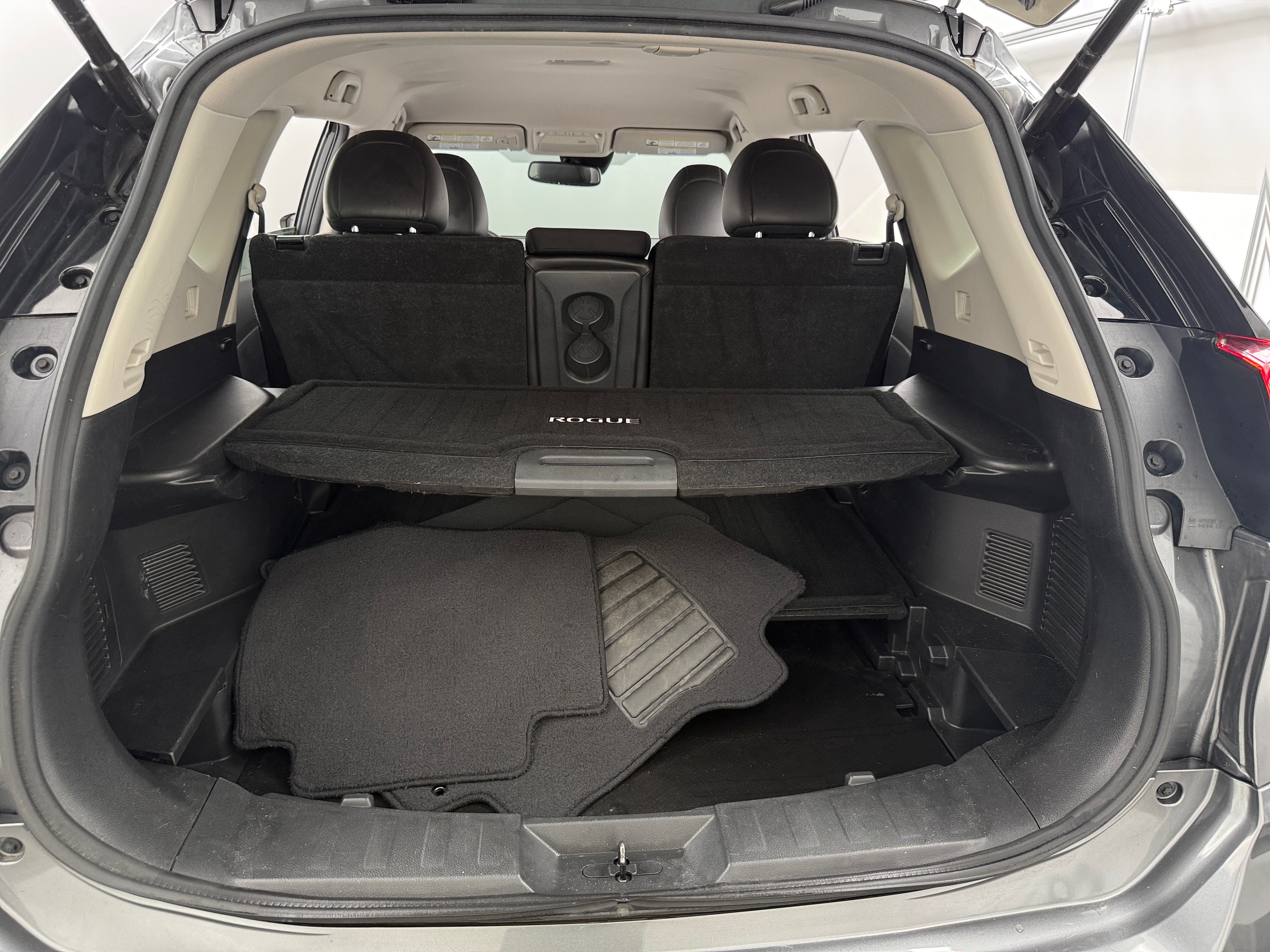 nissan rogue 2018 5N1AT2MV8JC816768 image nissan rogue 2018 5N1AT2MV8JC816768 image