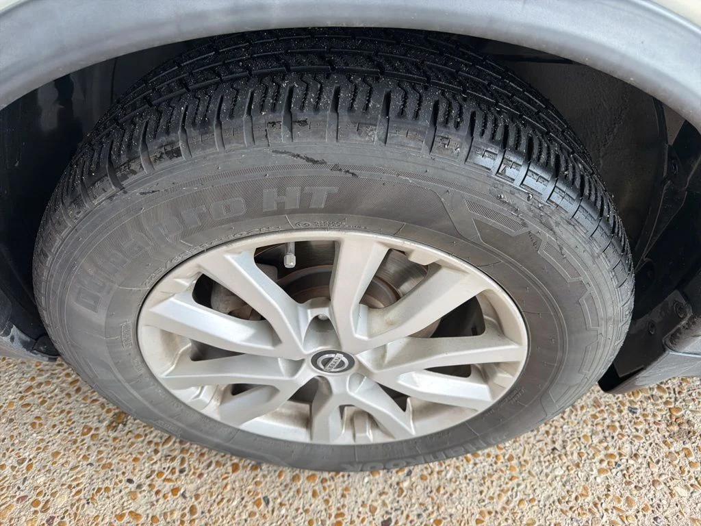 nissan rogue 2018 KNMAT2MT8JP534206 image nissan rogue 2018 KNMAT2MT8JP534206 image