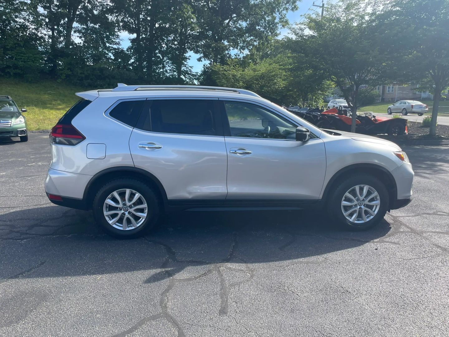 nissan rogue 2018 JN8AT2MV7JW347082 image nissan rogue 2018 JN8AT2MV7JW347082 image