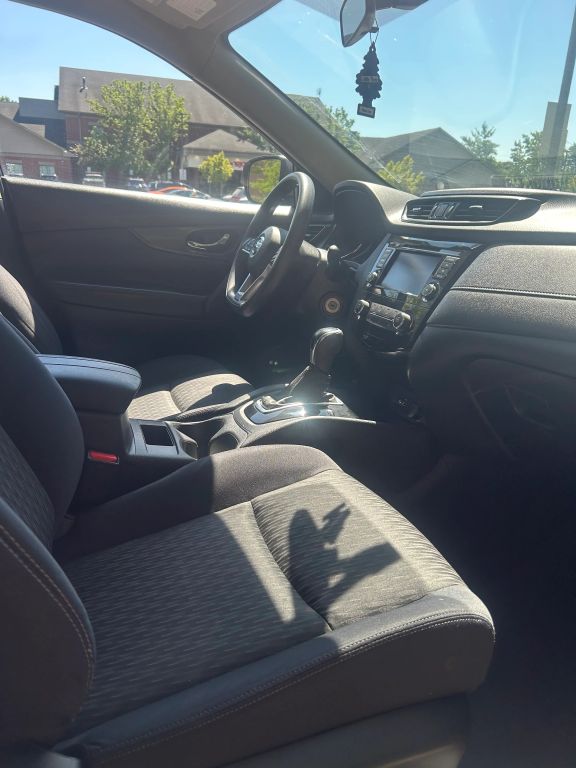 nissan rogue 2018 JN8AT2MV1JW313686 image nissan rogue 2018 JN8AT2MV1JW313686 image