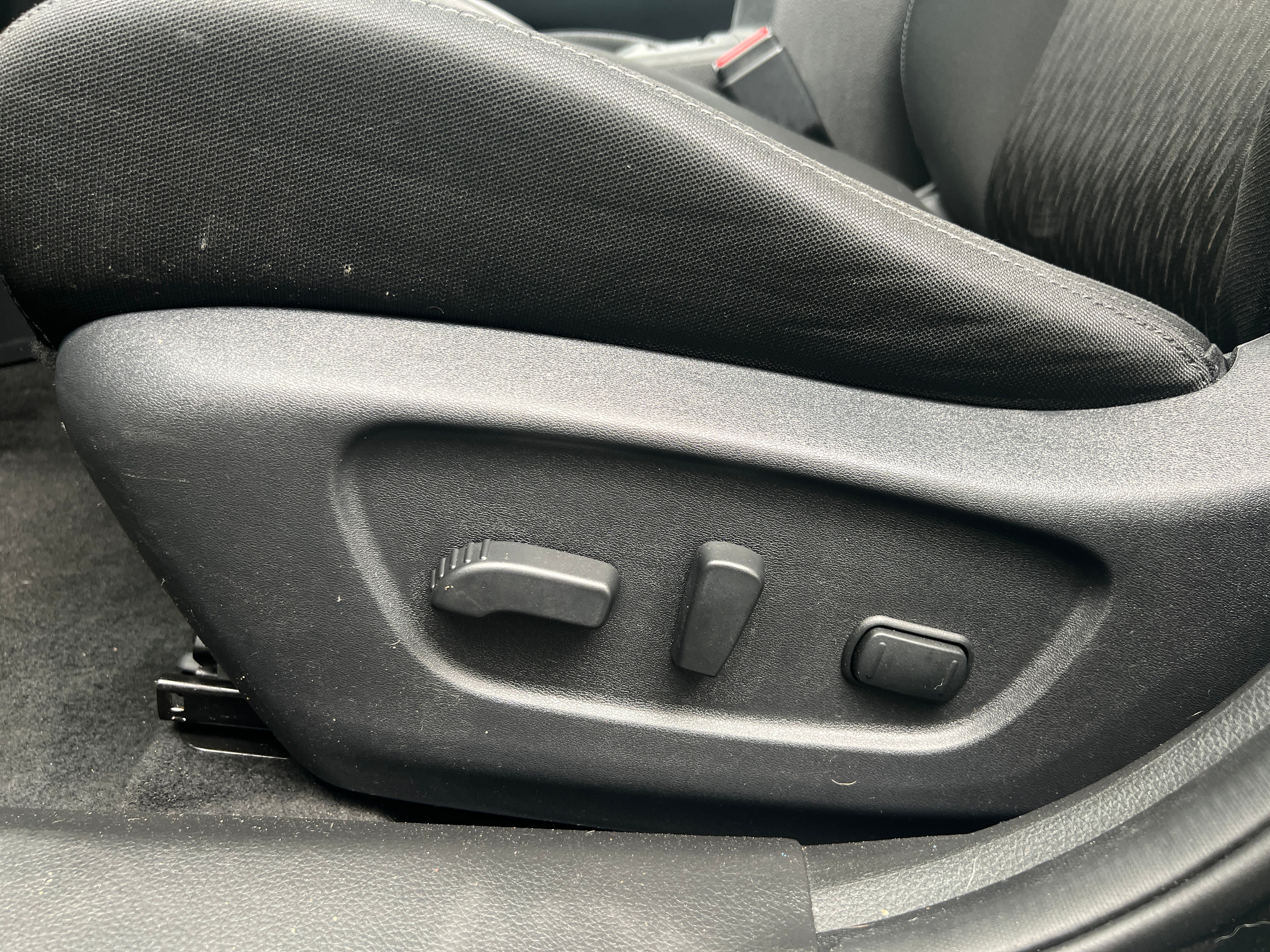 nissan rogue 2018 KNMAT2MV8JP606703 image nissan rogue 2018 KNMAT2MV8JP606703 image
