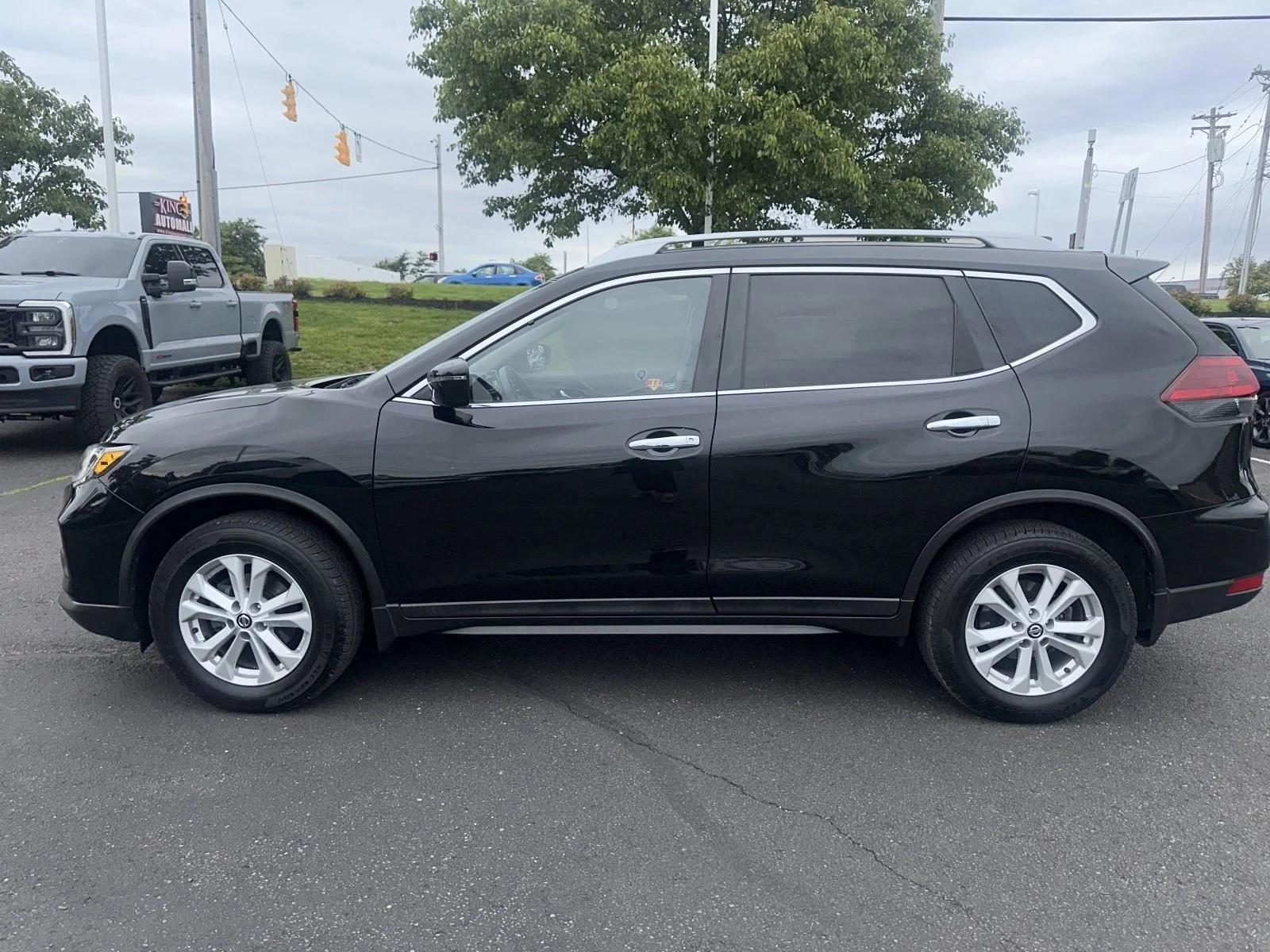 nissan rogue 2018 5N1AT2MVXJC826623 image nissan rogue 2018 5N1AT2MVXJC826623 image