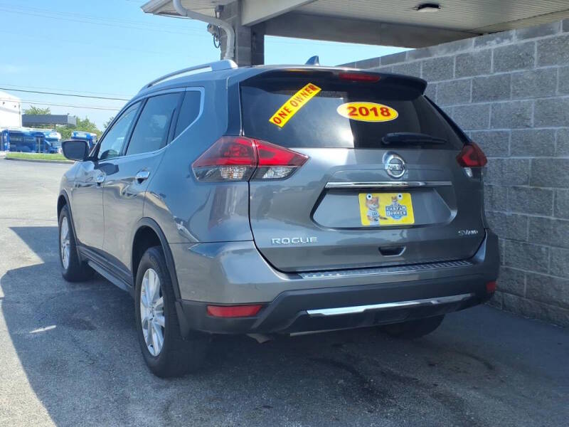 nissan rogue 2018 KNMAT2MV5JP577323 image nissan rogue 2018 KNMAT2MV5JP577323 image
