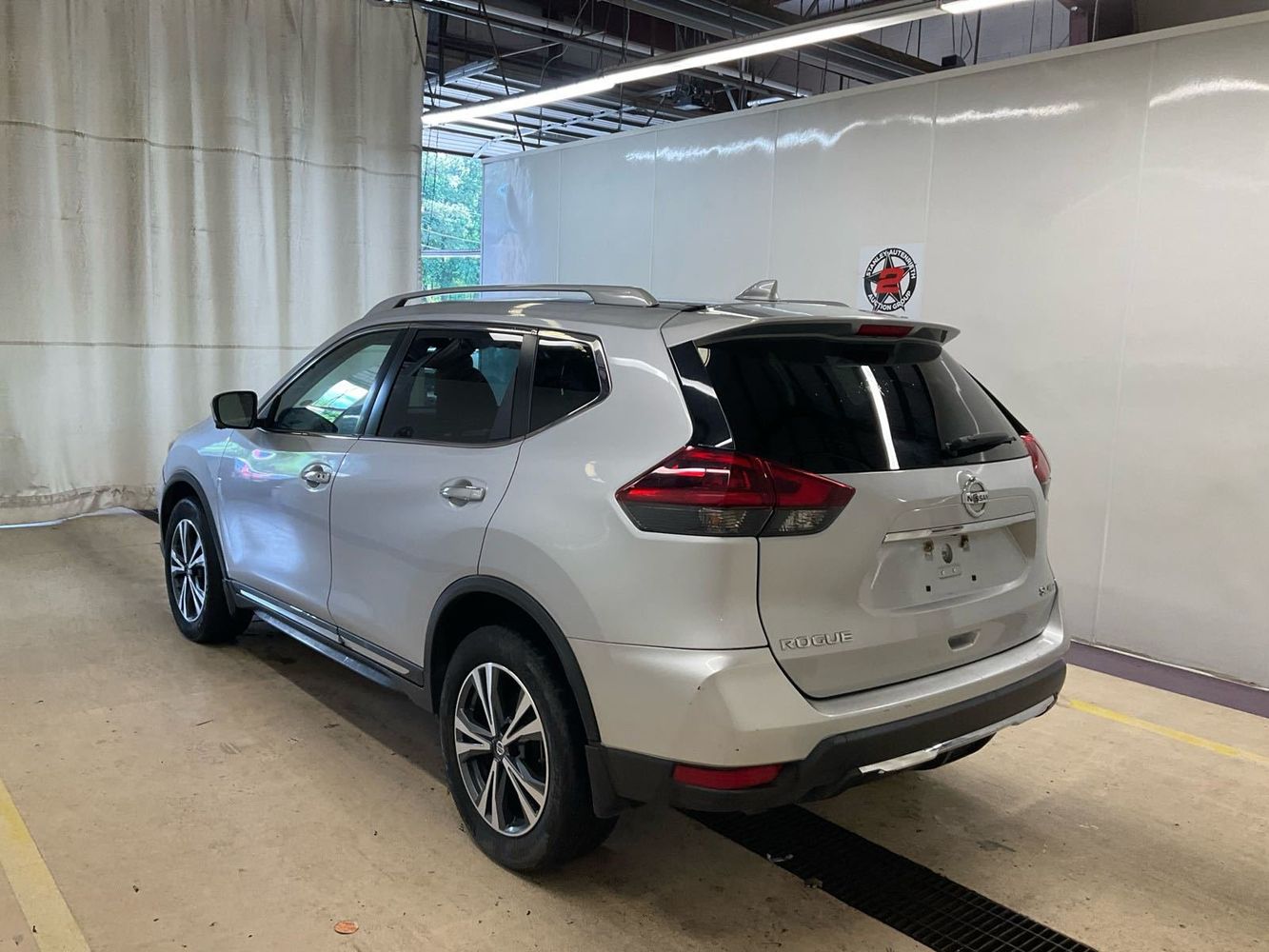 nissan rogue 2018 5N1AT2MV4JC827167 image nissan rogue 2018 5N1AT2MV4JC827167 image