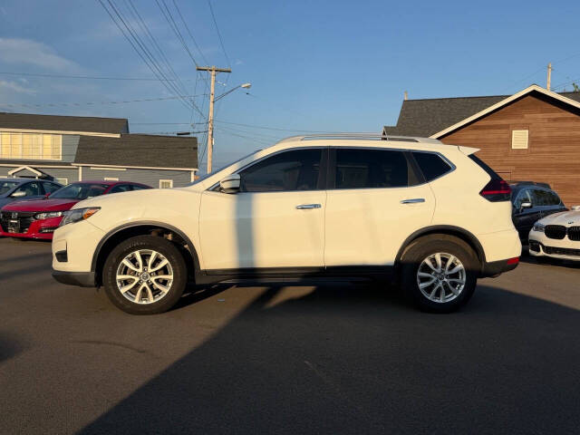nissan rogue 2018 5N1AT2MV8JC786588 image nissan rogue 2018 5N1AT2MV8JC786588 image