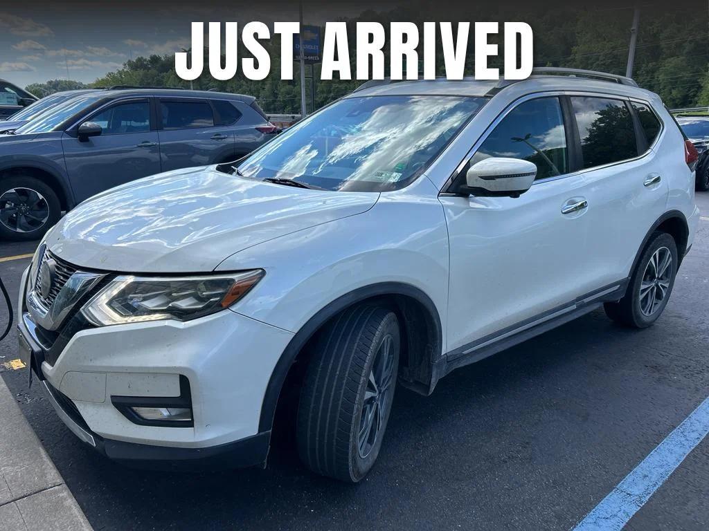 nissan rogue 2018 5N1AT2MV2JC700742 image nissan rogue 2018 5N1AT2MV2JC700742 image