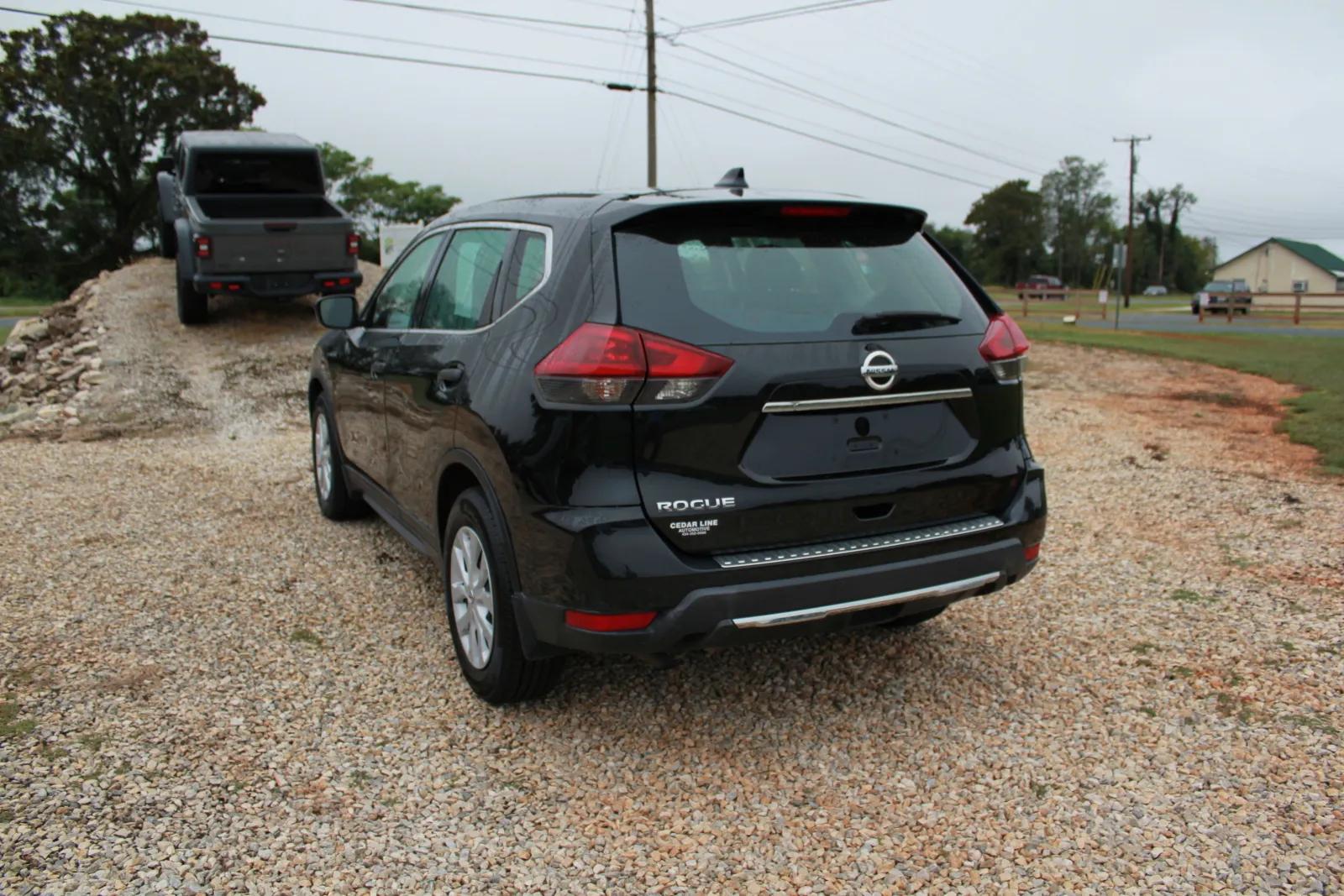 nissan rogue 2018 5N1AT2MT8JC765707 image nissan rogue 2018 5N1AT2MT8JC765707 image