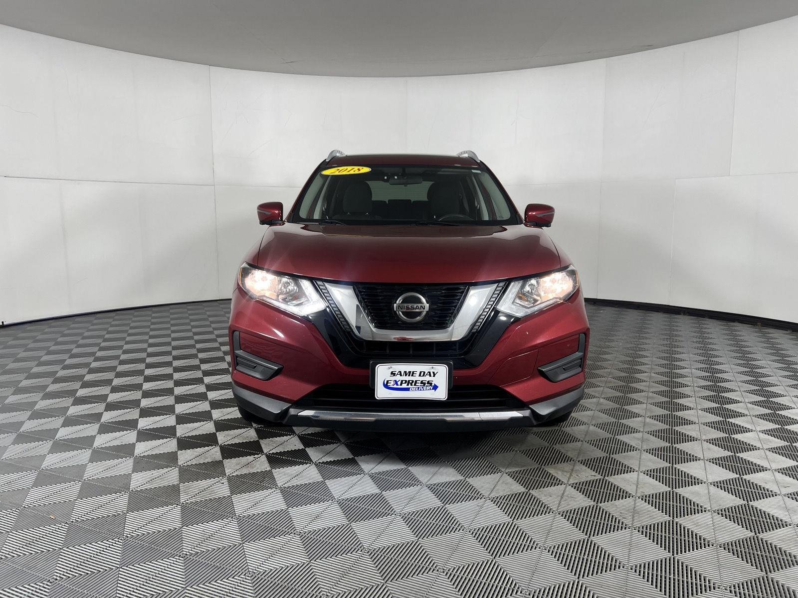 nissan rogue 2018 5N1AT2MV3JC839410 image nissan rogue 2018 5N1AT2MV3JC839410 image