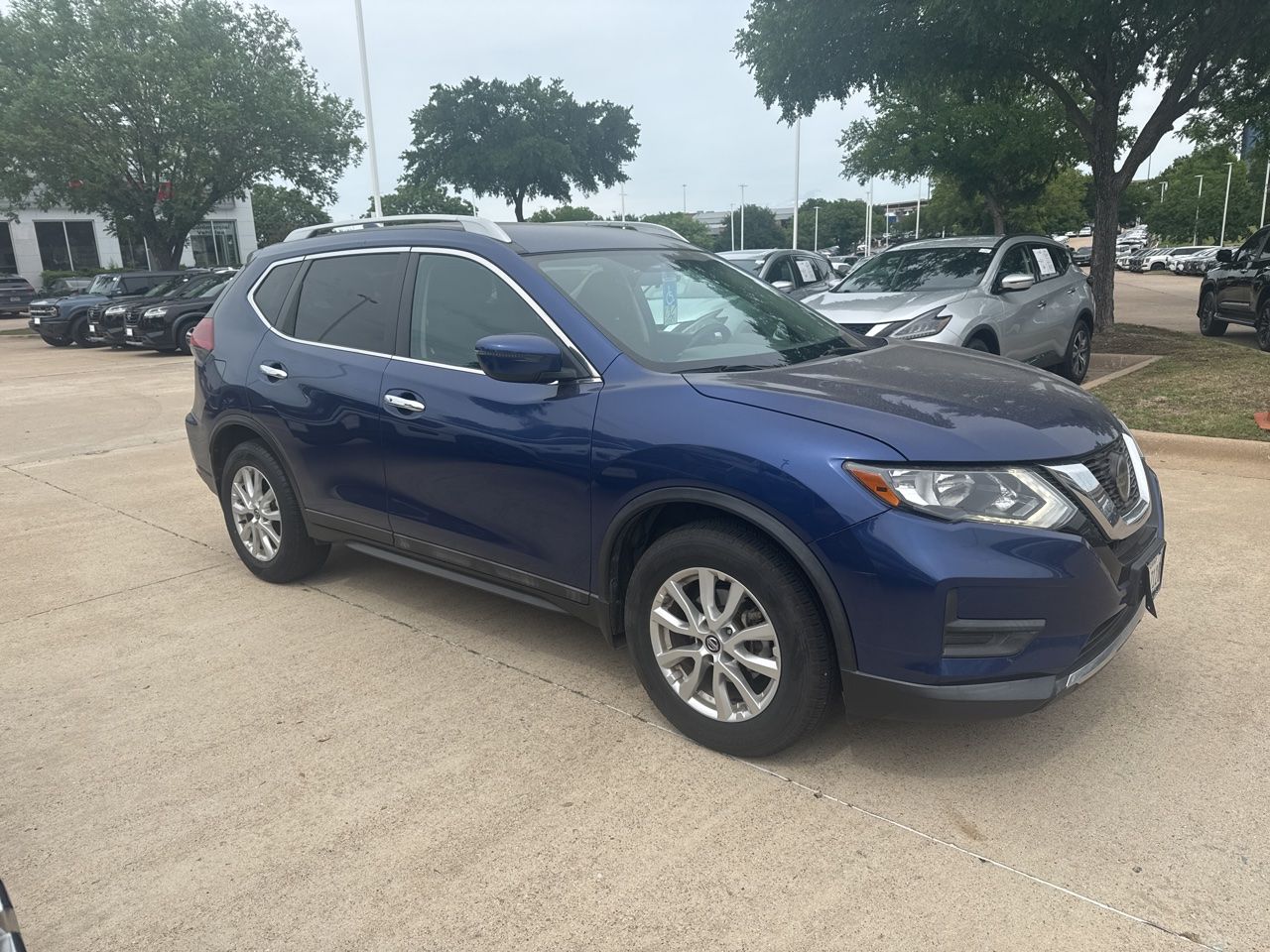 nissan rogue 2018 5N1AT2MT4JC757541 image nissan rogue 2018 5N1AT2MT4JC757541 image