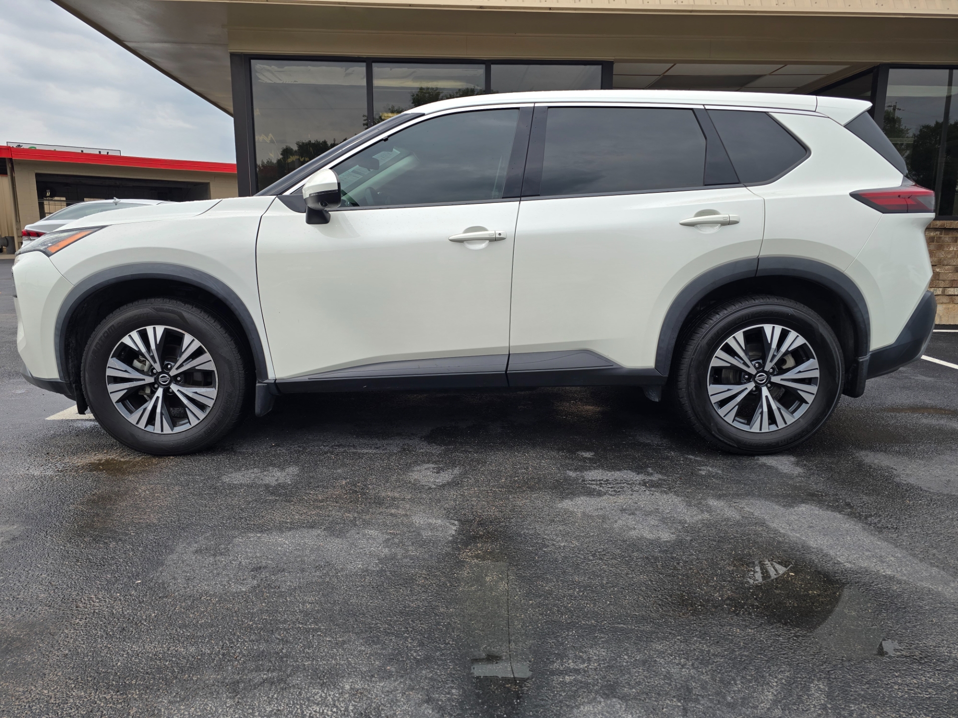 nissan rogue 2021 5N1AT3BAXMC745325 image nissan rogue 2021 5N1AT3BAXMC745325 image