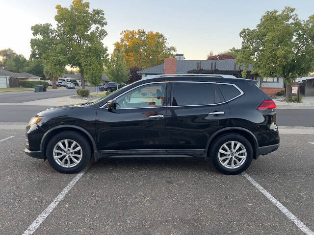 nissan rogue 2017 5N1AT2MN6HC758511 image nissan rogue 2017 5N1AT2MN6HC758511 image