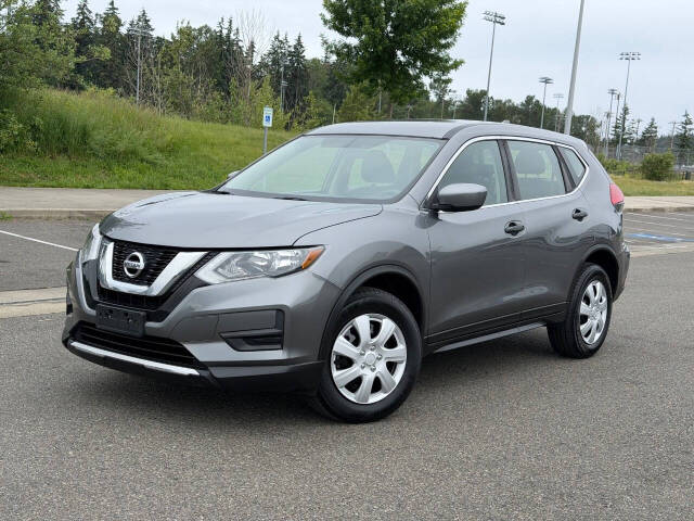 nissan rogue 2017 KNMAT2MV8HP555746 image nissan rogue 2017 KNMAT2MV8HP555746 image
