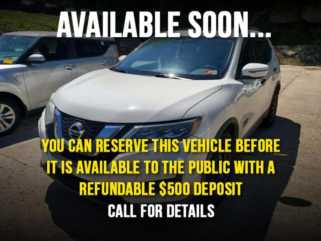 nissan rogue 2017 5N1AT2MV4HC758703 image nissan rogue 2017 5N1AT2MV4HC758703 image
