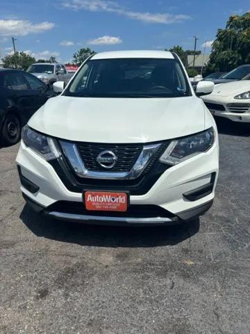 nissan rogue 2017 KNMAT2MV5HP557843 image nissan rogue 2017 KNMAT2MV5HP557843 image