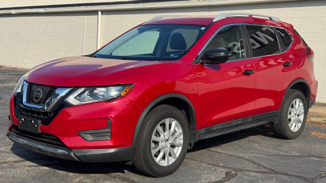 nissan rogue 2017 5N1AT2MV2HC876054 image nissan rogue 2017 5N1AT2MV2HC876054 image