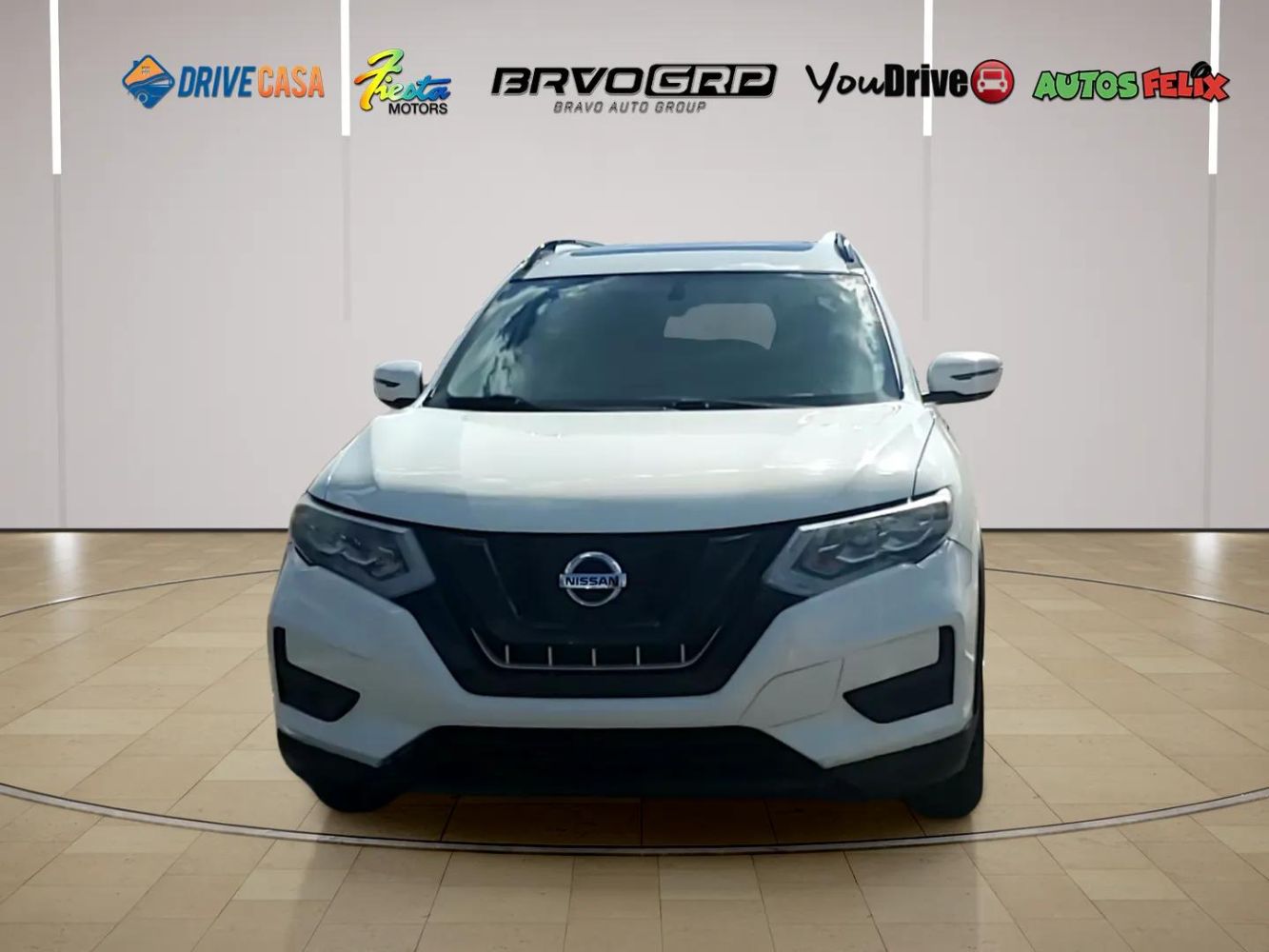 nissan rogue 2017 5N1AT2MVXHC762335 image nissan rogue 2017 5N1AT2MVXHC762335 image
