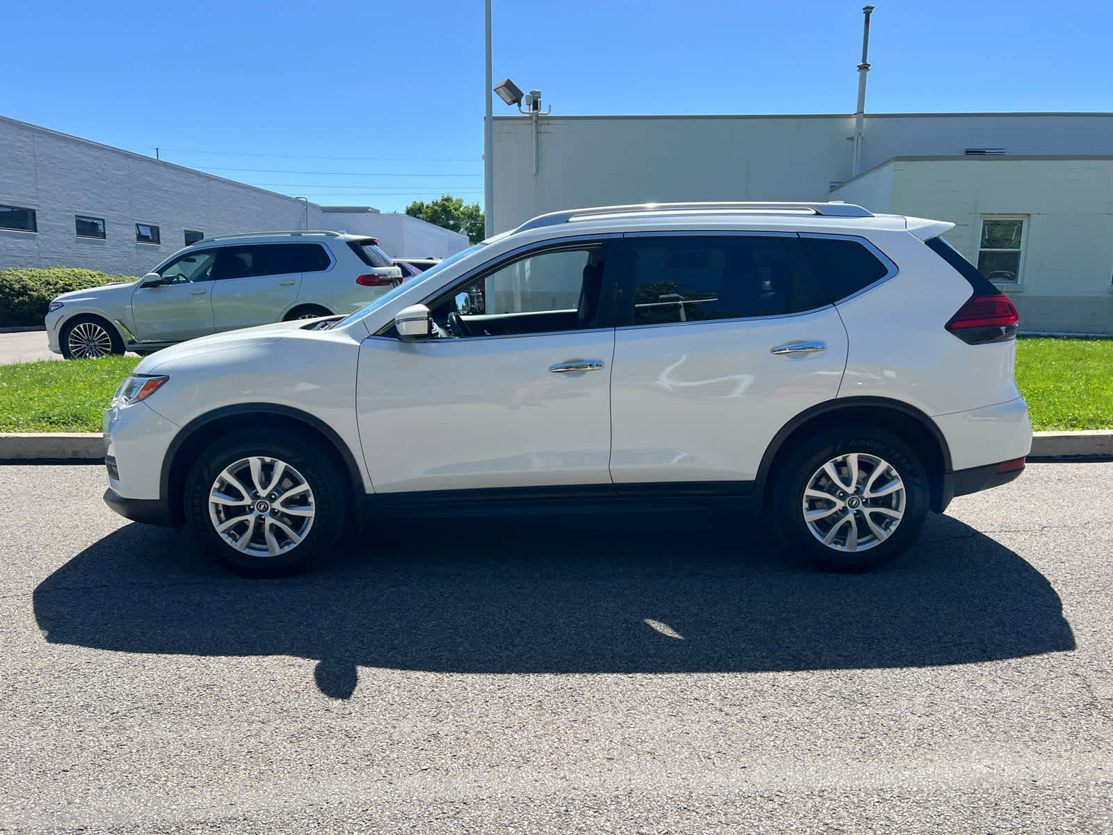 nissan rogue 2017 JN8AT2MVXHW004986 image nissan rogue 2017 JN8AT2MVXHW004986 image