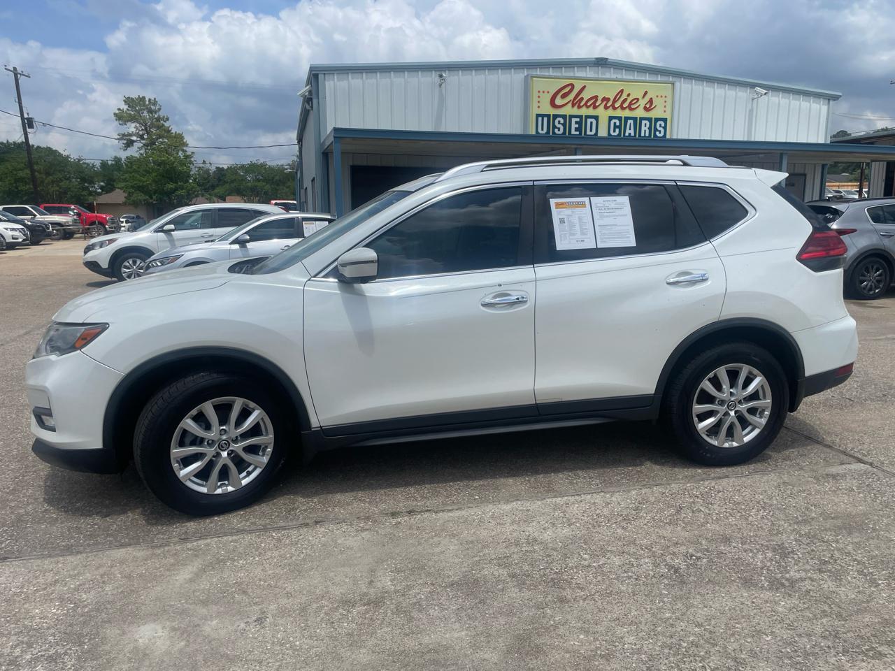 nissan rogue 2017 JN8AT2MT6HW144905 image nissan rogue 2017 JN8AT2MT6HW144905 image