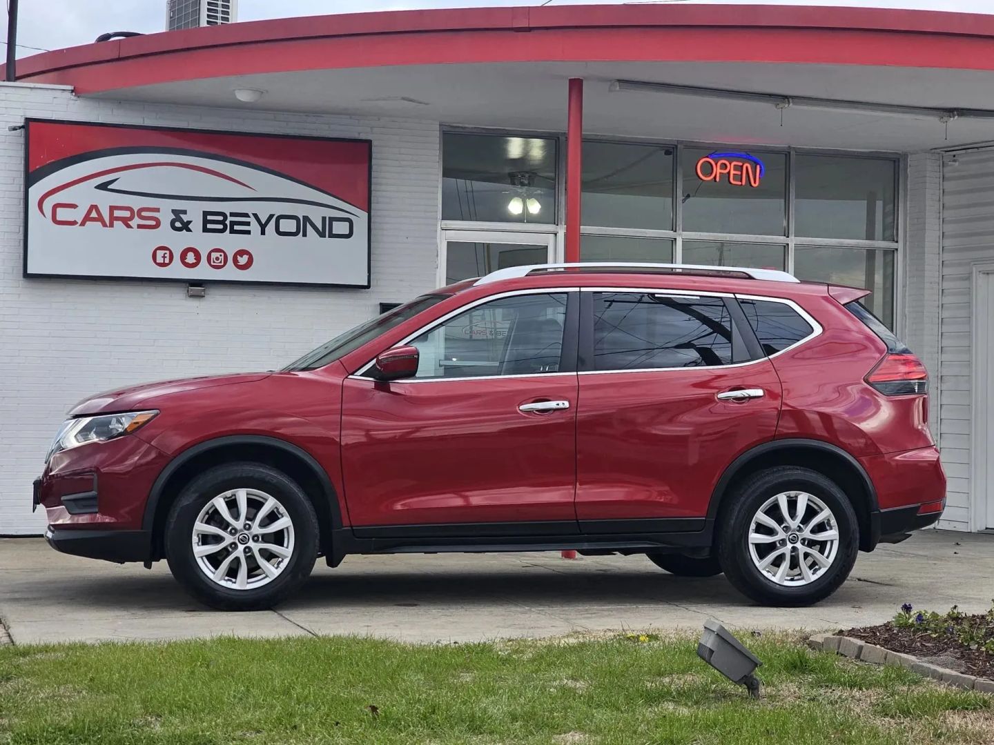 nissan rogue 2017 JN8AT2MV4HW284078 image nissan rogue 2017 JN8AT2MV4HW284078 image