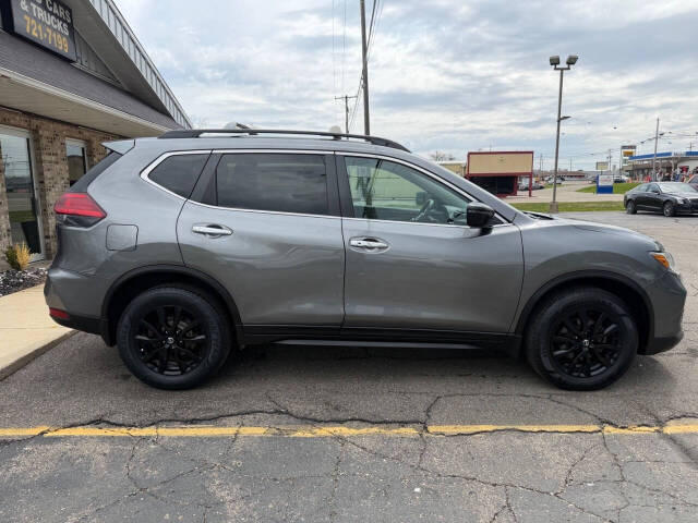 nissan rogue 2017 5N1AT2MV9HC812075 image nissan rogue 2017 5N1AT2MV9HC812075 image