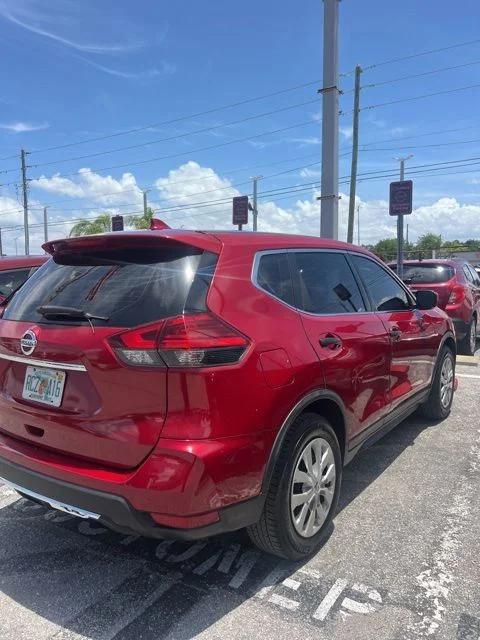 nissan rogue 2017 JN8AT2MT6HW391745 image nissan rogue 2017 JN8AT2MT6HW391745 image