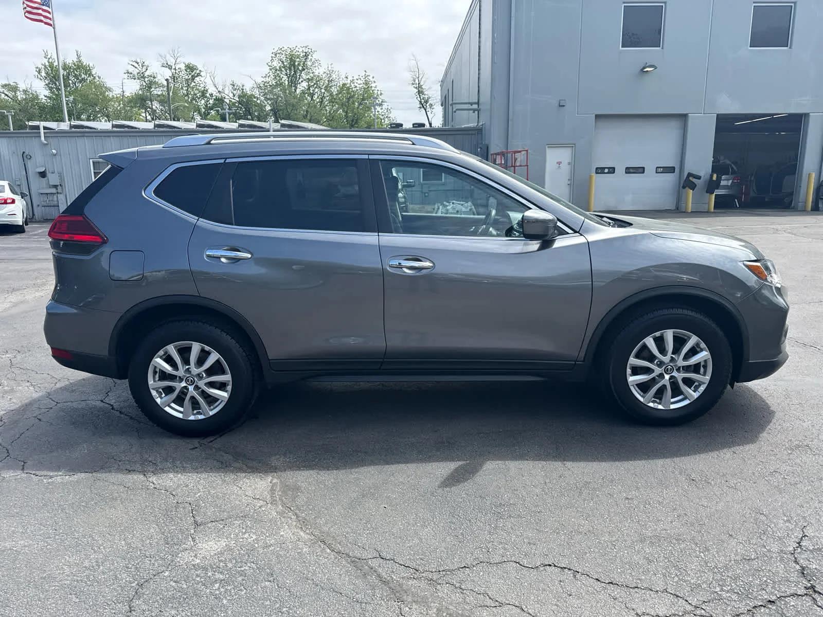 nissan rogue 2017 KNMAT2MV6HP521577 image nissan rogue 2017 KNMAT2MV6HP521577 image
