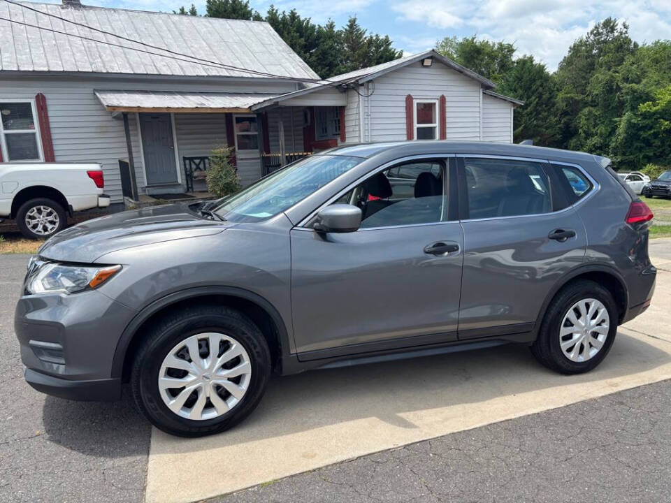 nissan rogue 2017 JN8AT2MV4HW253204 image nissan rogue 2017 JN8AT2MV4HW253204 image