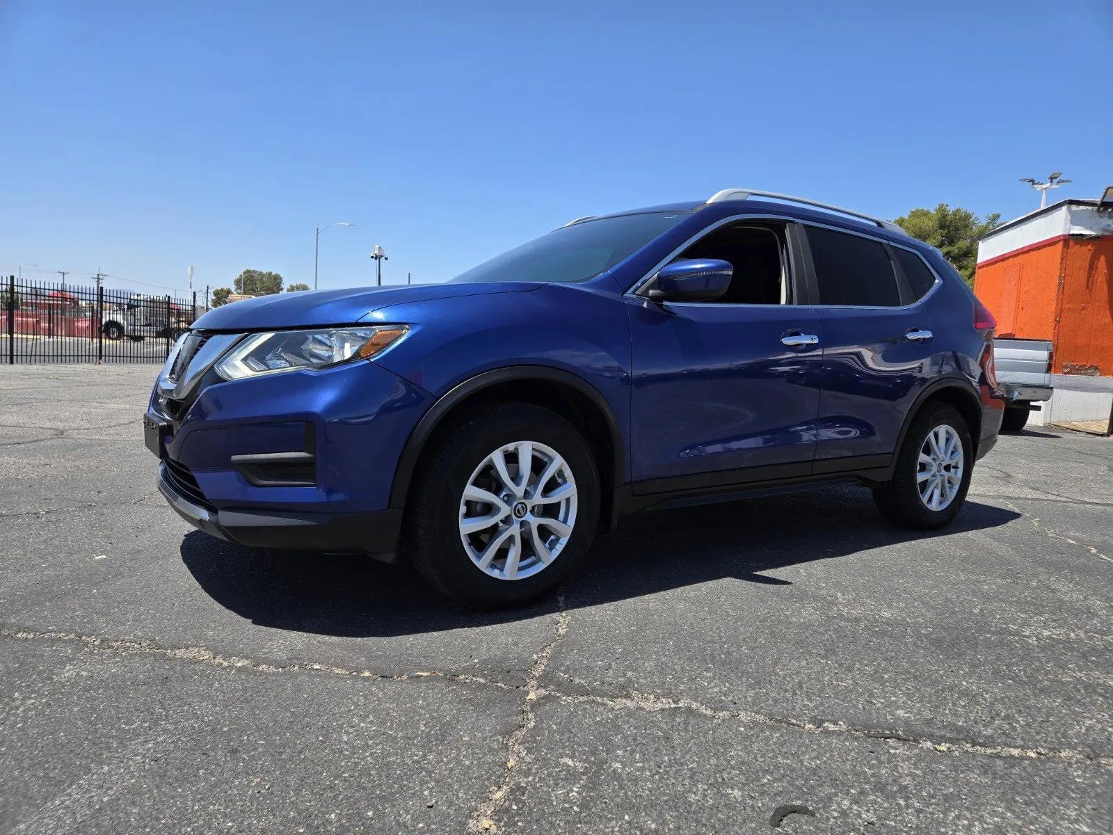 nissan rogue 2017 5N1AT2MV1HC840694 image nissan rogue 2017 5N1AT2MV1HC840694 image