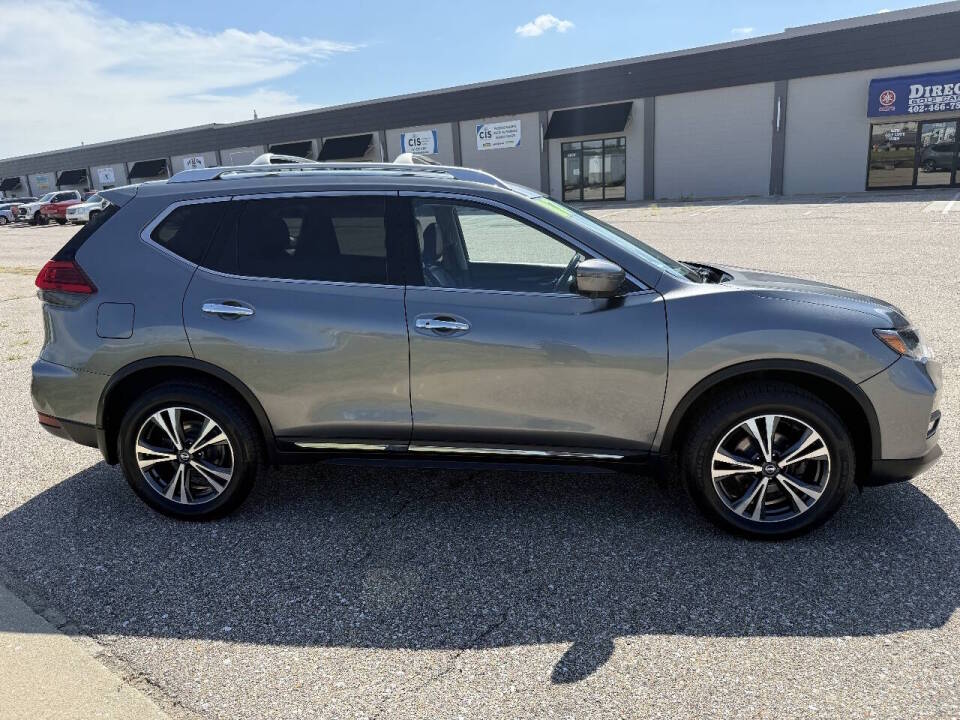 nissan rogue 2017 JN8AT2MV6HW284437 image nissan rogue 2017 JN8AT2MV6HW284437 image
