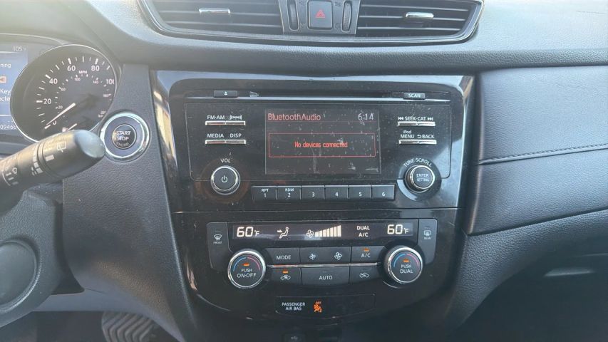 nissan rogue 2017 5N1AT2MV7HC801429 image nissan rogue 2017 5N1AT2MV7HC801429 image