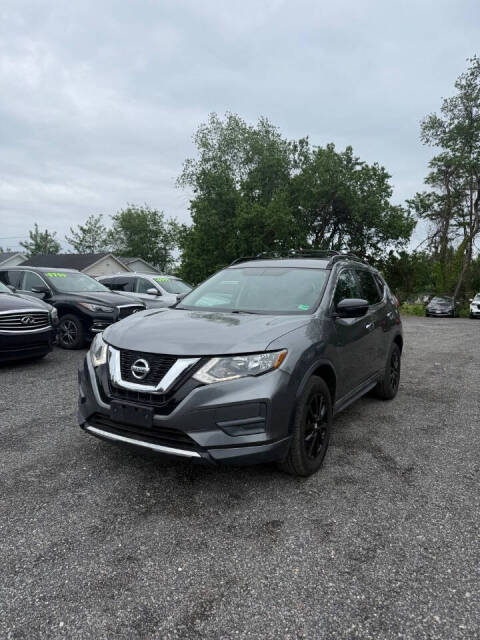 nissan rogue 2017 5N1AT2MV3HC823718 image nissan rogue 2017 5N1AT2MV3HC823718 image