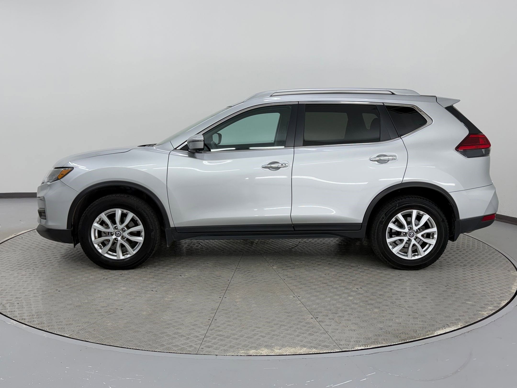nissan rogue 2017 5N1AT2MV4HC766249 image nissan rogue 2017 5N1AT2MV4HC766249 image