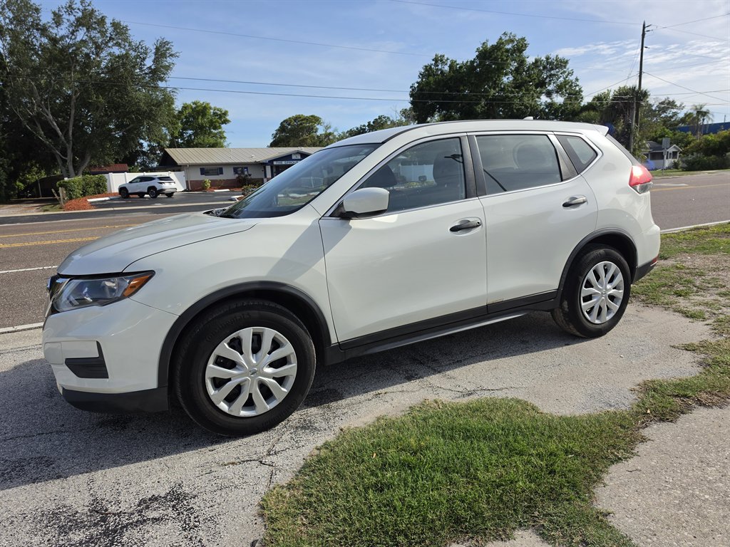 nissan rogue 2017 JN8AT2MT6HW135430 image nissan rogue 2017 JN8AT2MT6HW135430 image
