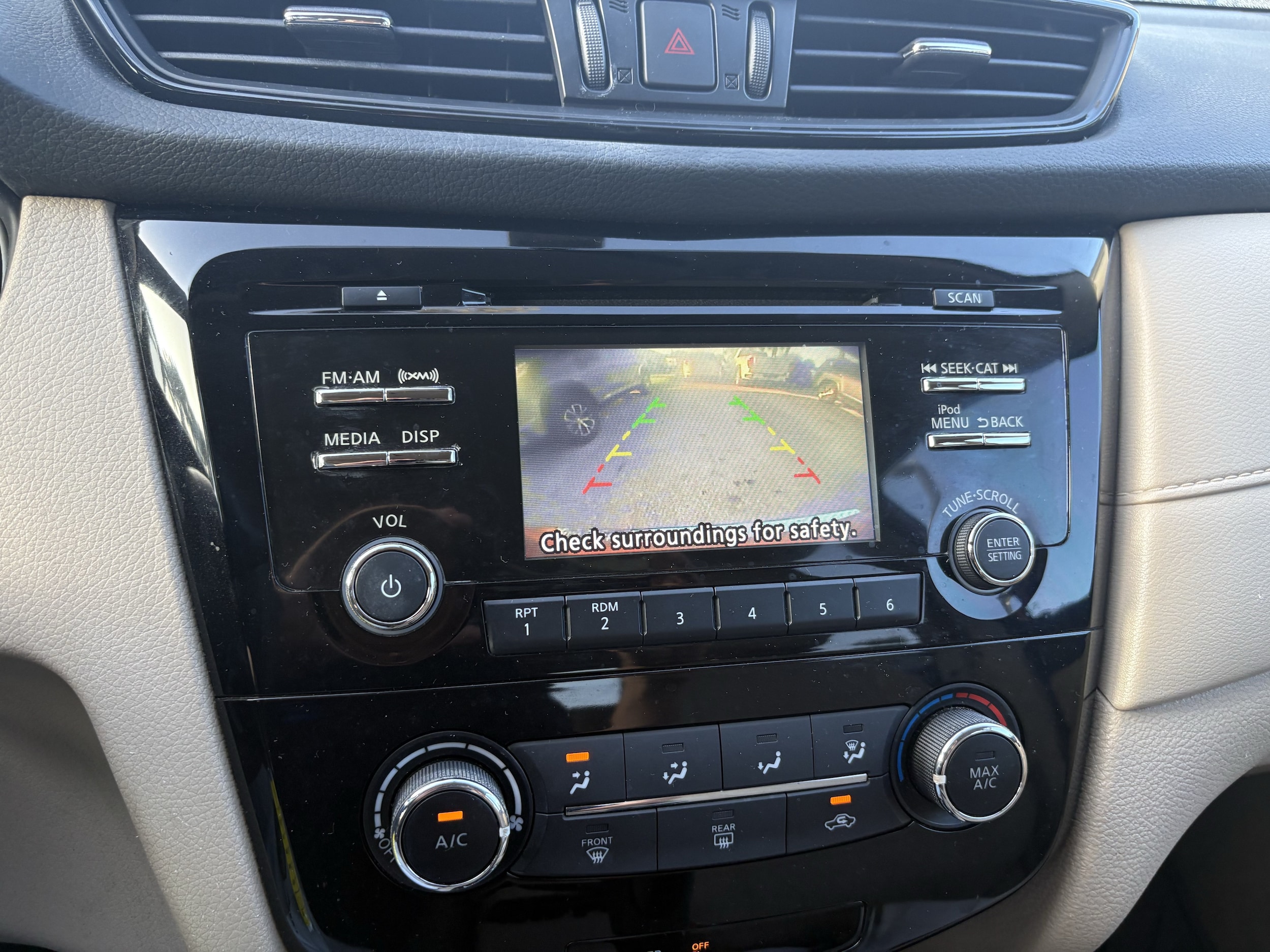 nissan rogue 2017 5N1AT2MNXHC743395 image nissan rogue 2017 5N1AT2MNXHC743395 image