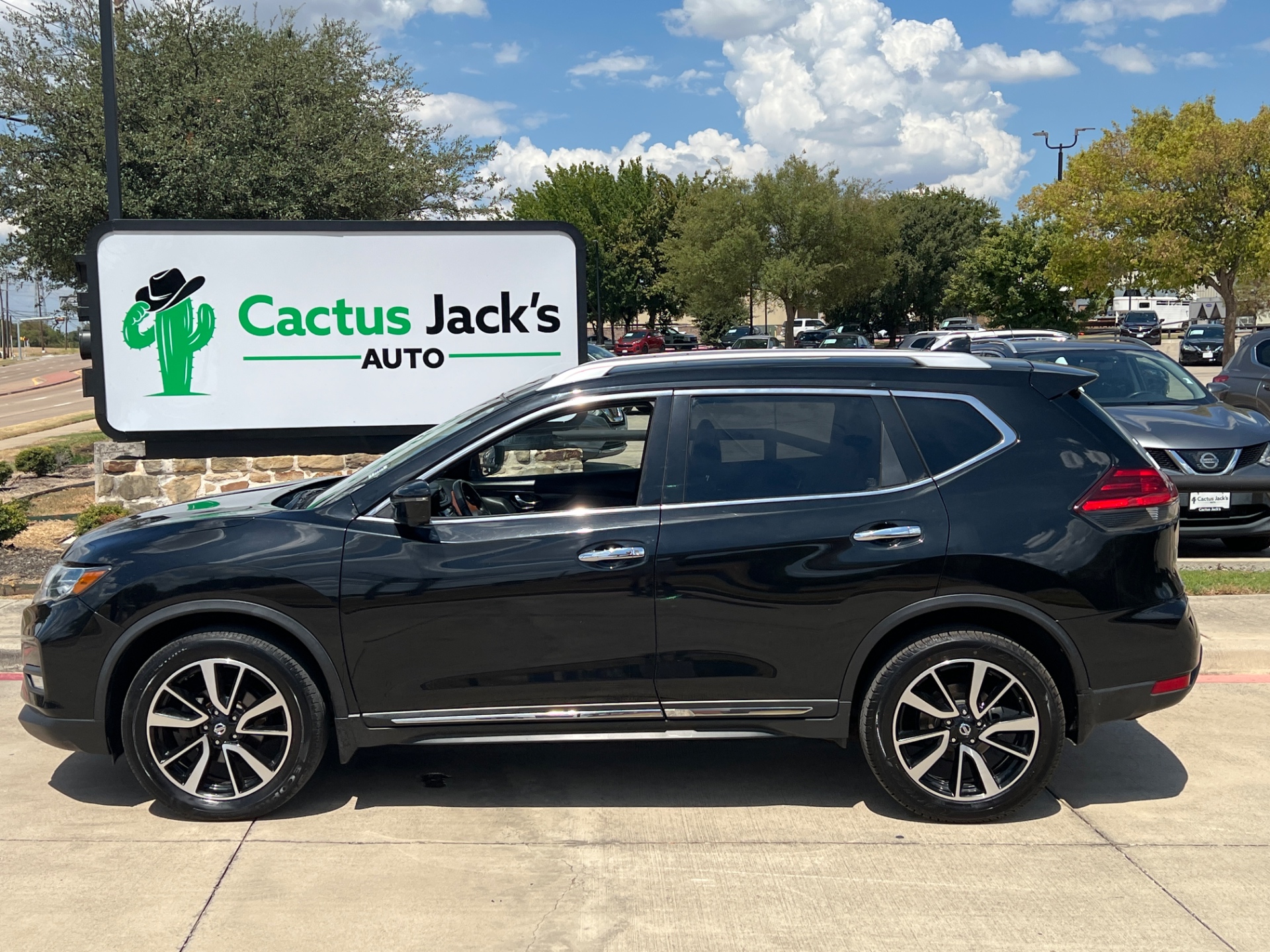 nissan rogue 2017 JN8AT2MV4HW024084 image nissan rogue 2017 JN8AT2MV4HW024084 image