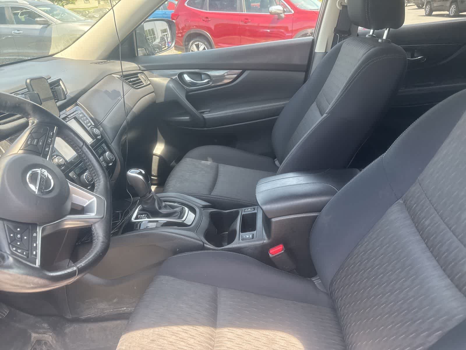 nissan rogue 2017 JN8AT2MV8HW272869 image nissan rogue 2017 JN8AT2MV8HW272869 image