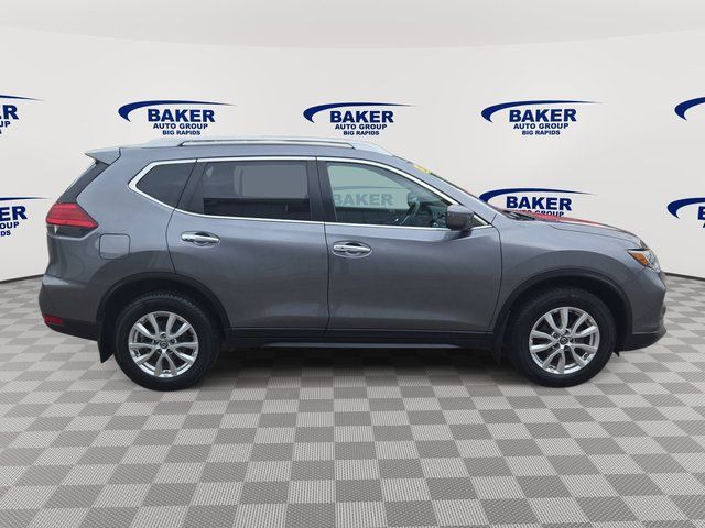 nissan rogue 2017 5N1AT2MV6HC872556 image nissan rogue 2017 5N1AT2MV6HC872556 image